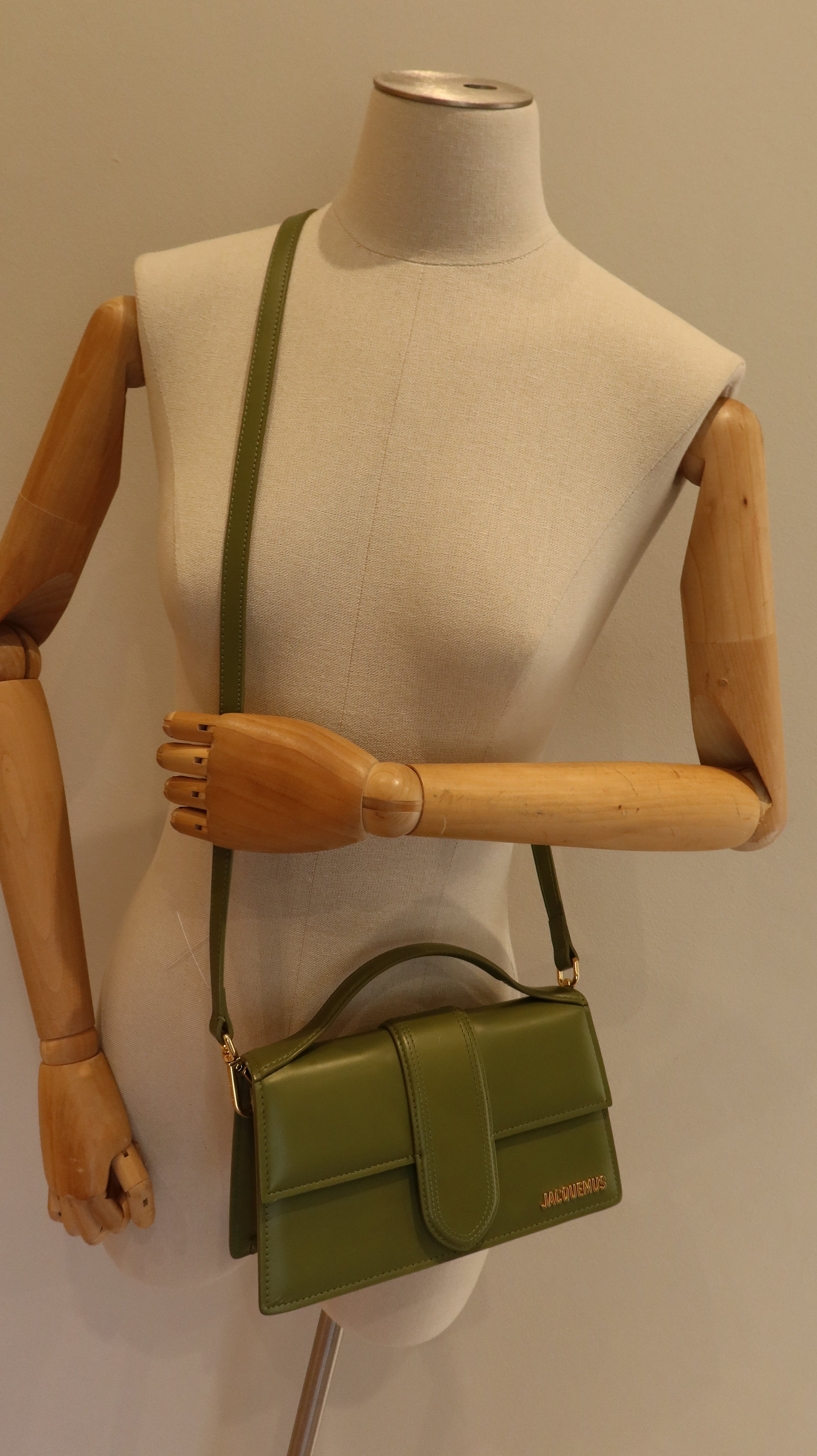 Jacquemus Le Grand Bambino