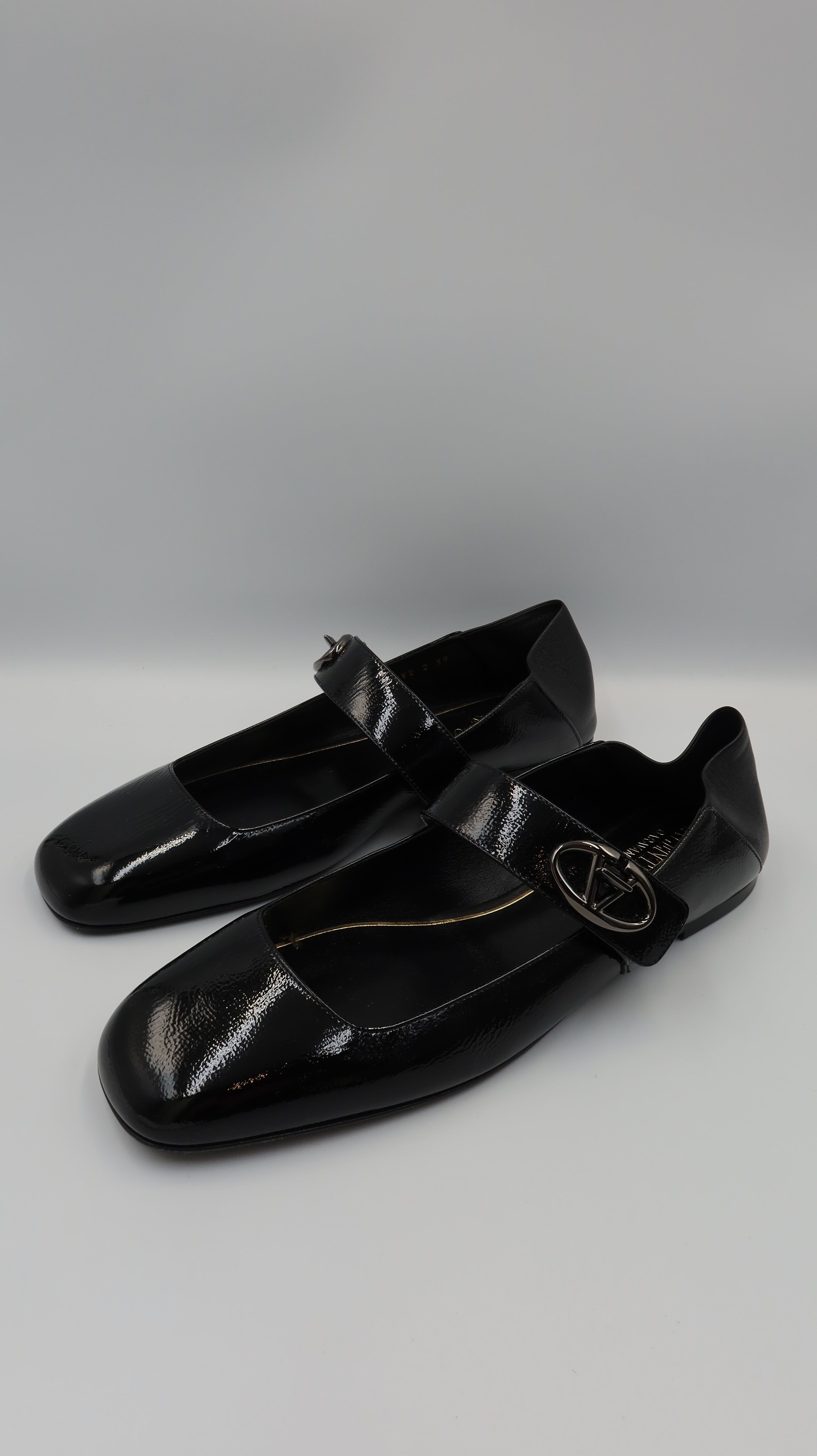 Valentino Mary Janes (EU39/Store Fresh)