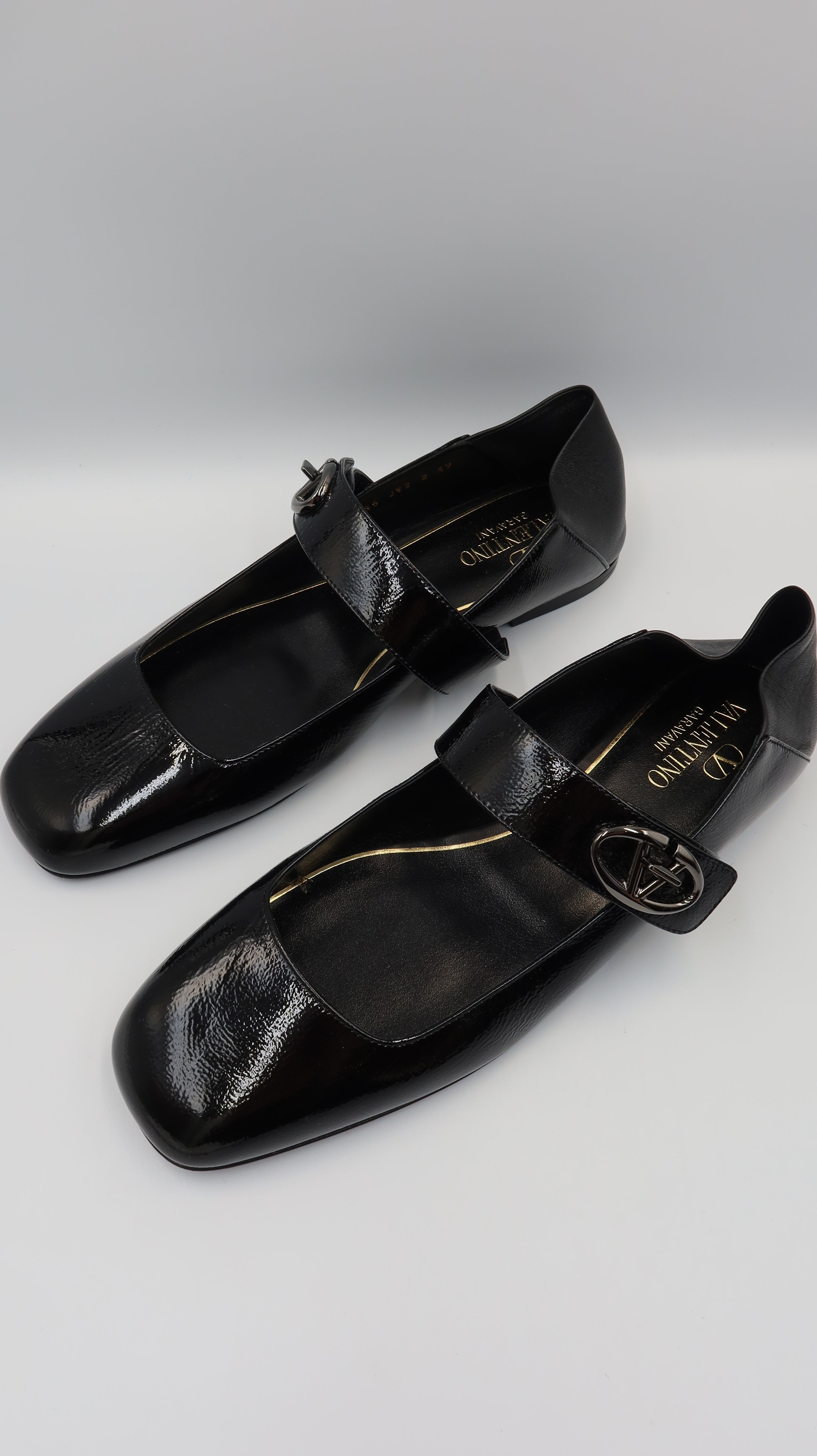 Valentino Mary Janes (EU39/Store Fresh)