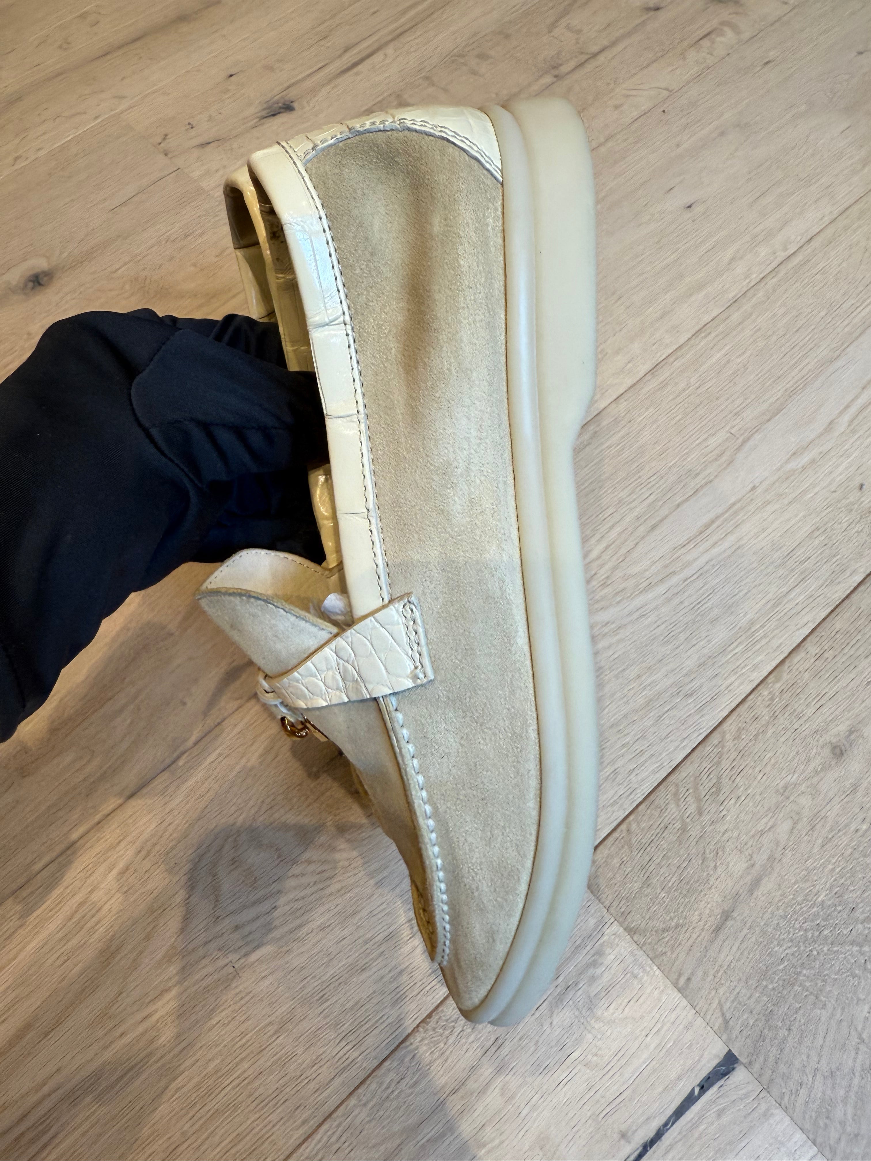 Loro Piana Summer Walks (EU37)