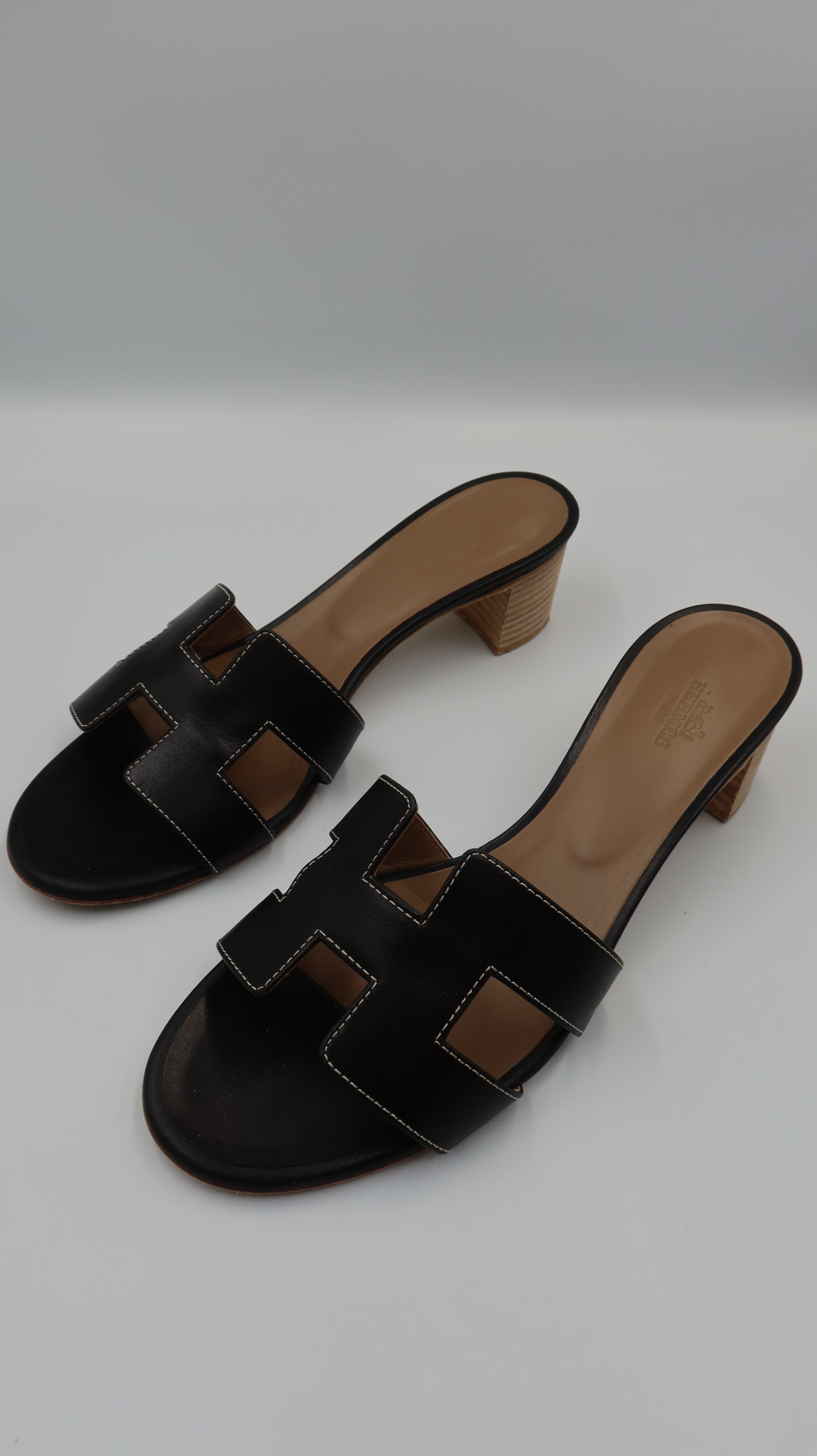 Hermès Oasis Slides (EU39)