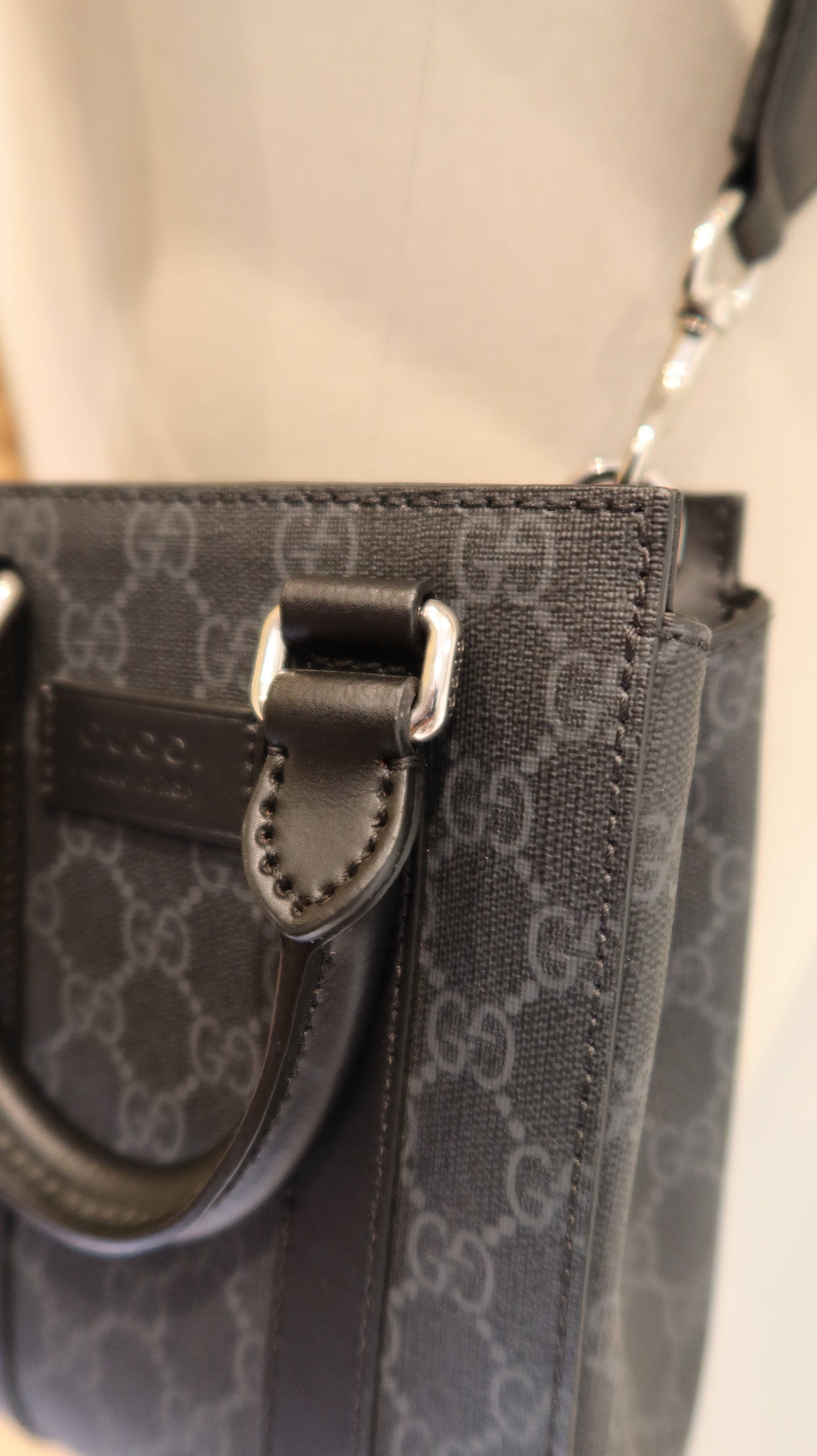 Gucci Supreme Mini Tote Bag