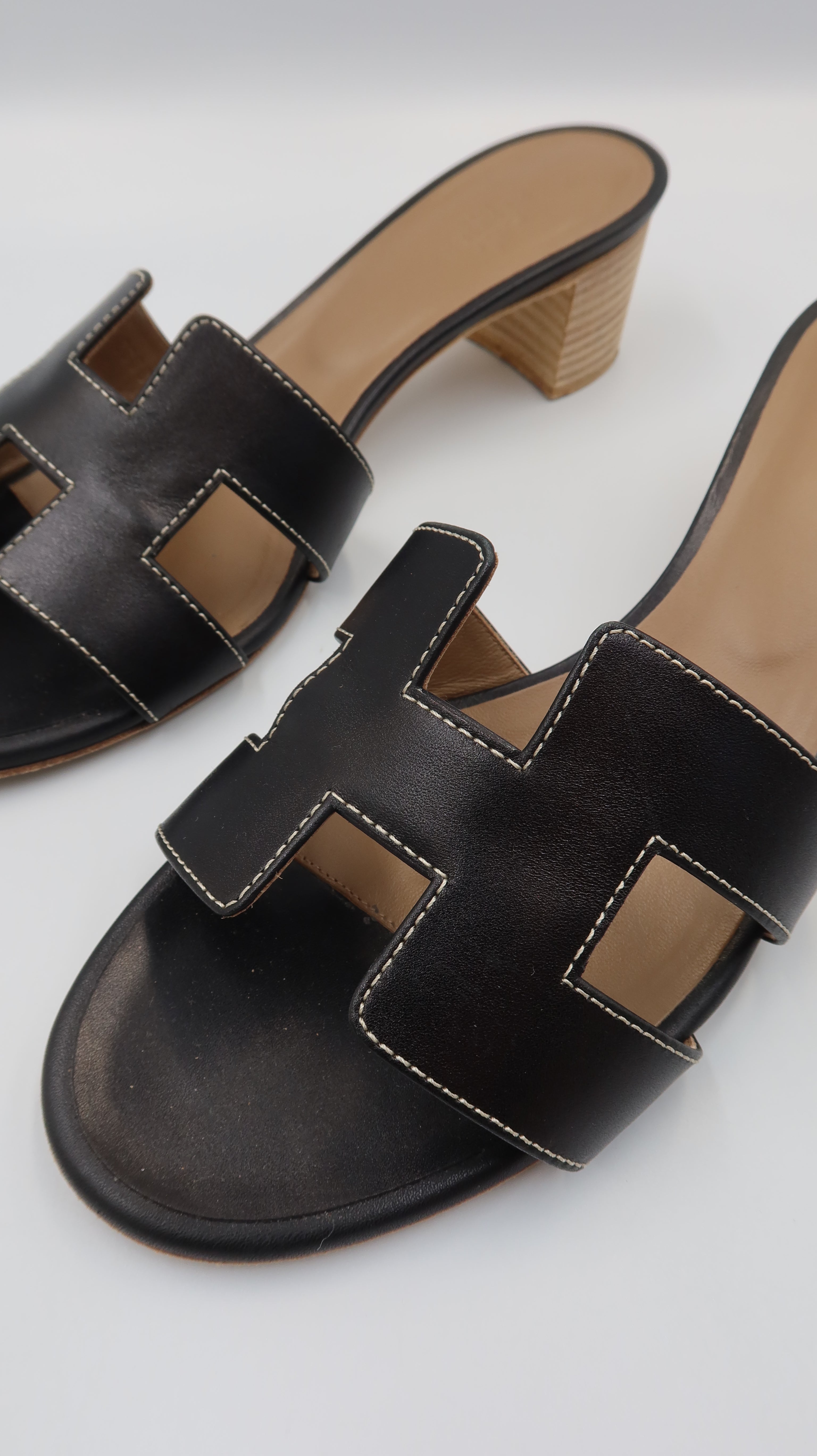 Hermès Oasis Slides (EU39)