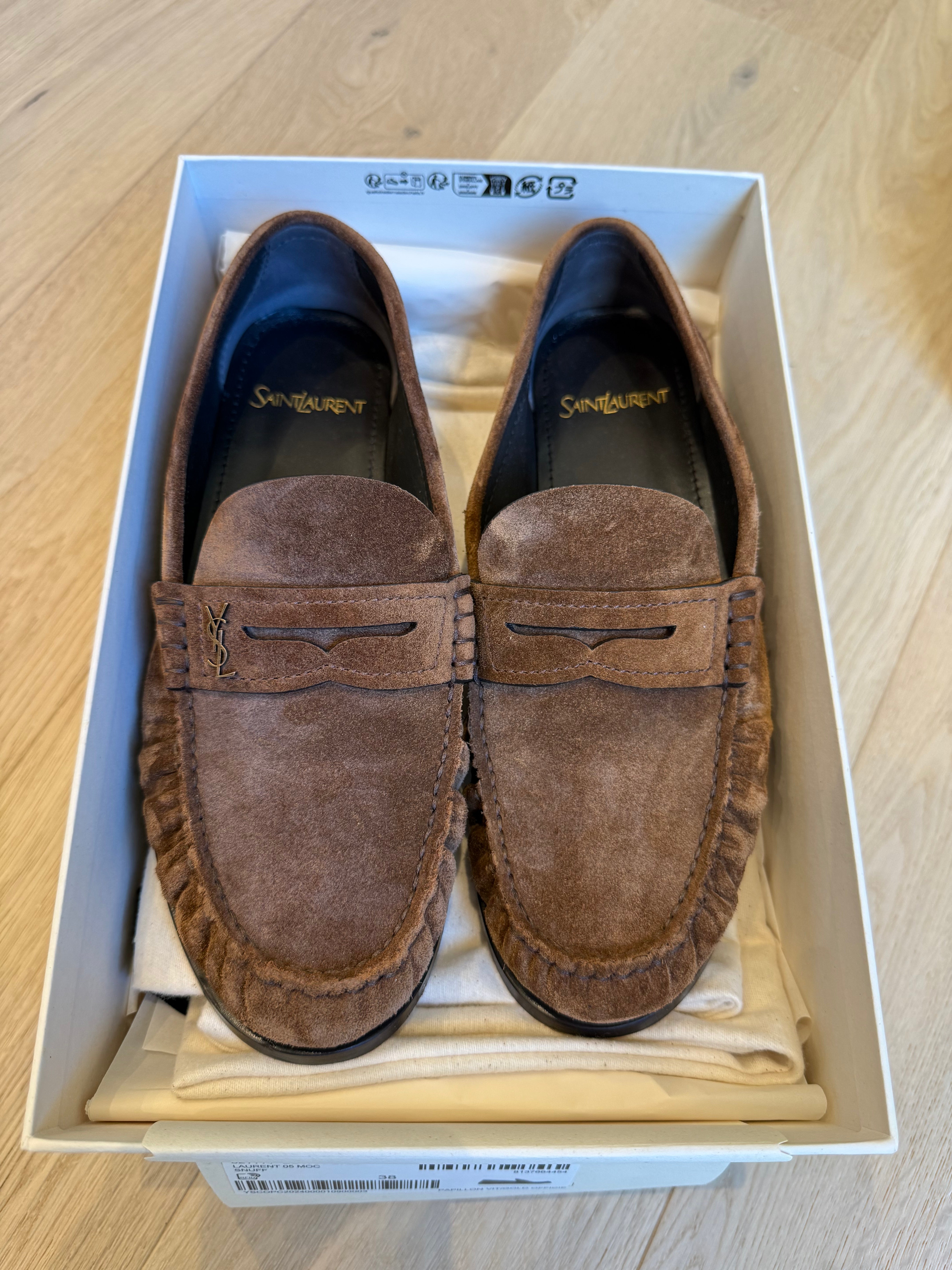 Saint Laurent Loafers (EU38)