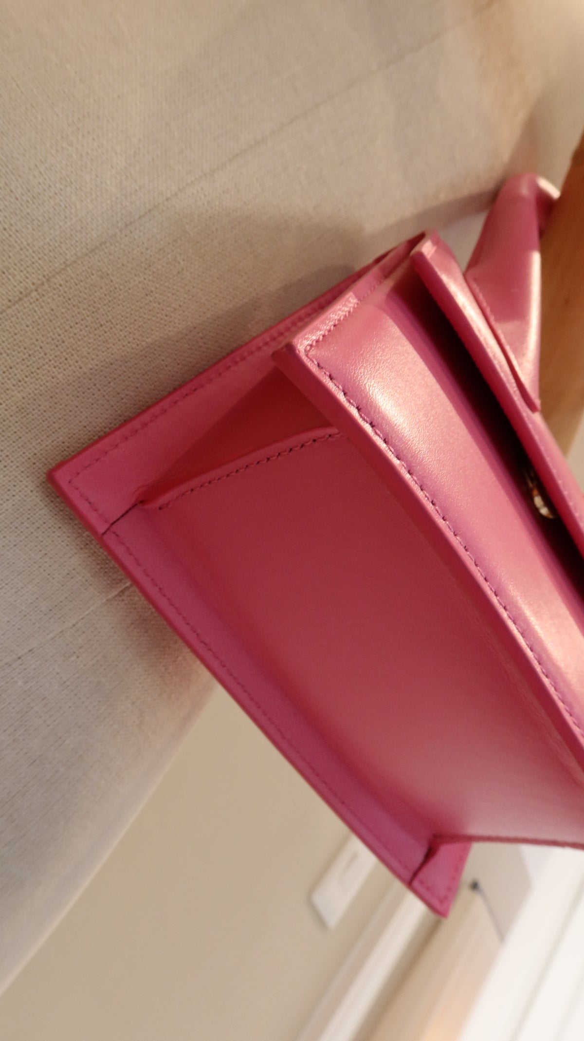 Jacquemus Le Chiquito Moyen Bag
