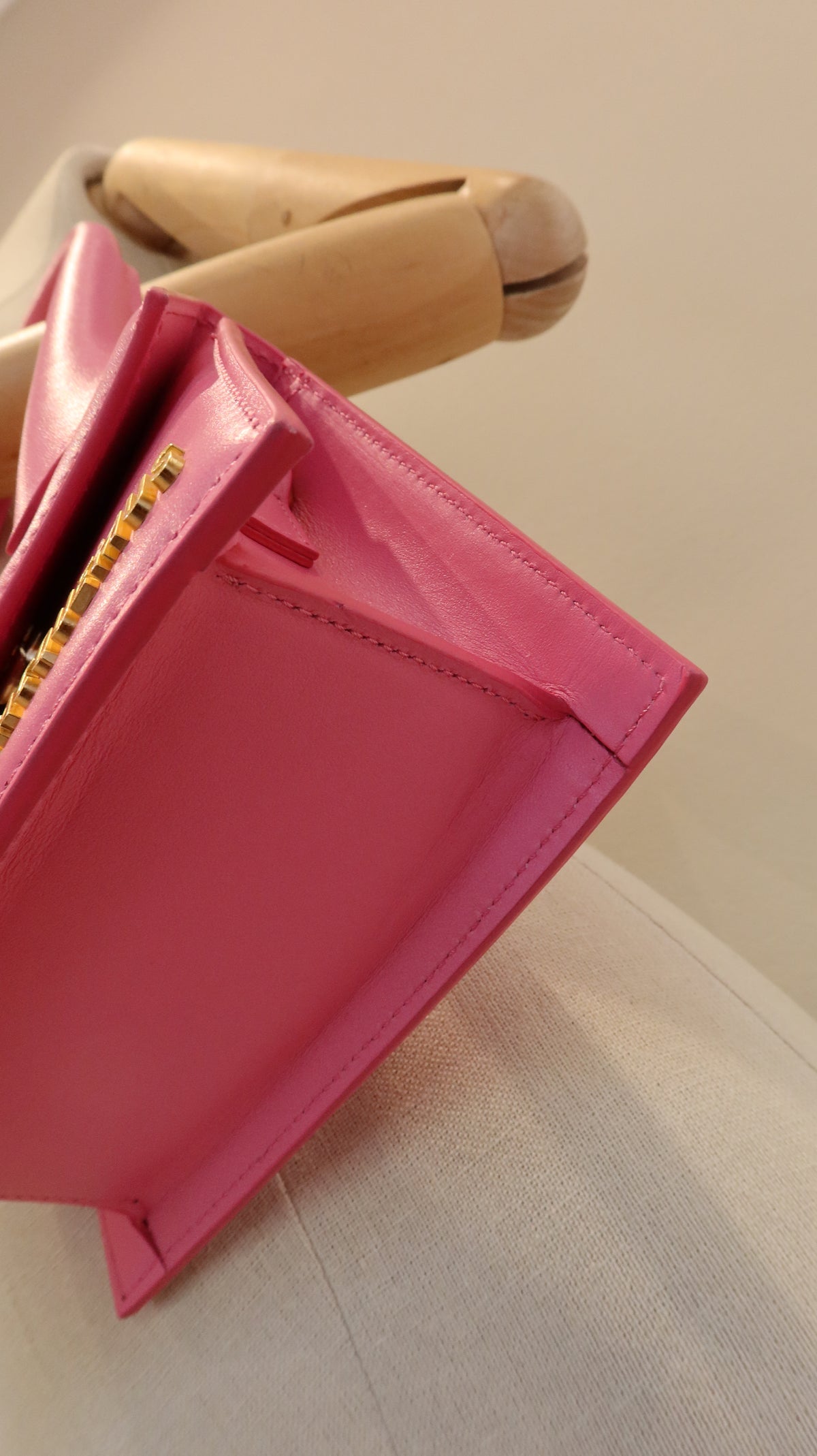 Jacquemus Le Chiquito Moyen Bag