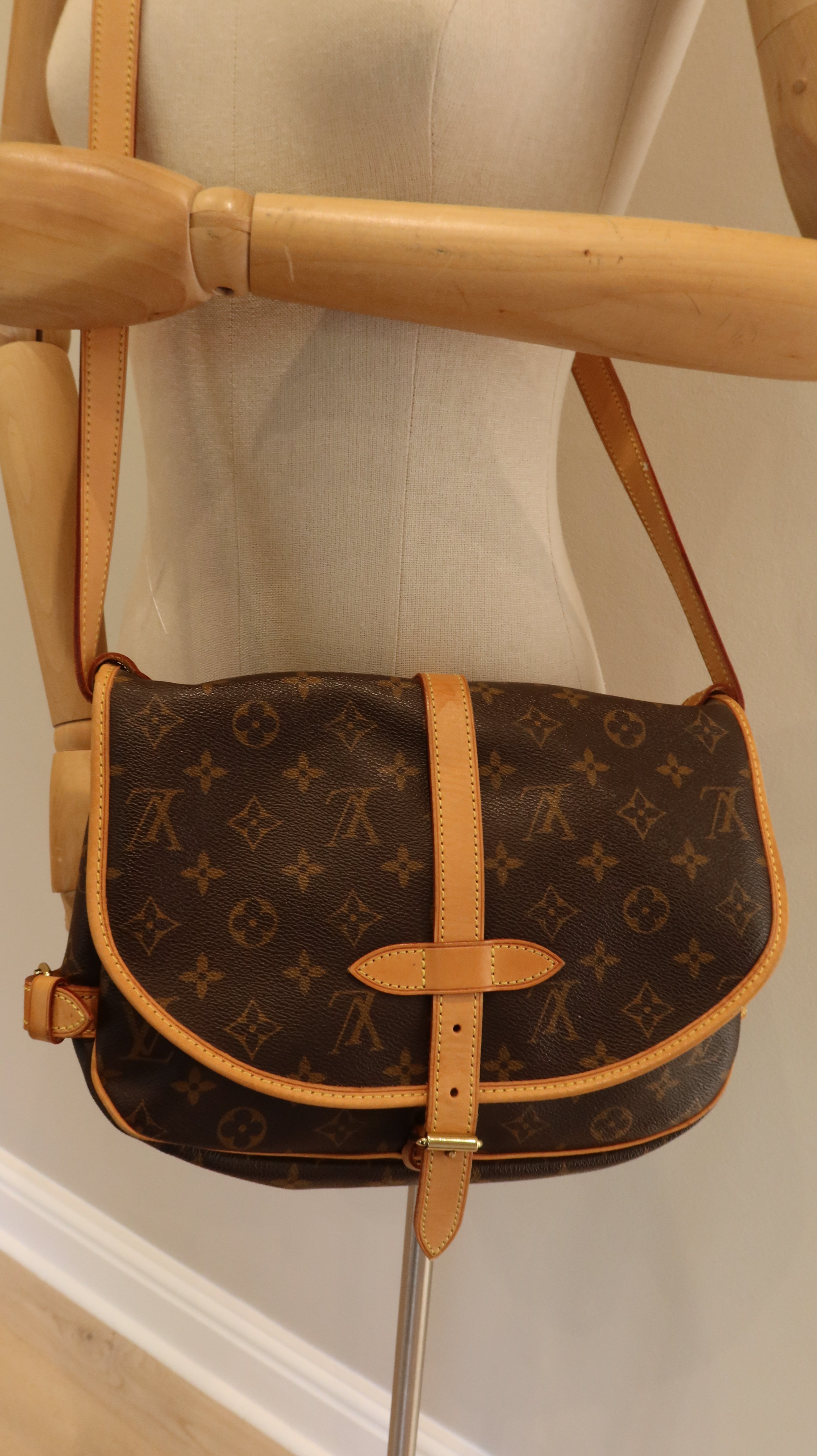 Louis Vuitton Saumur Bag