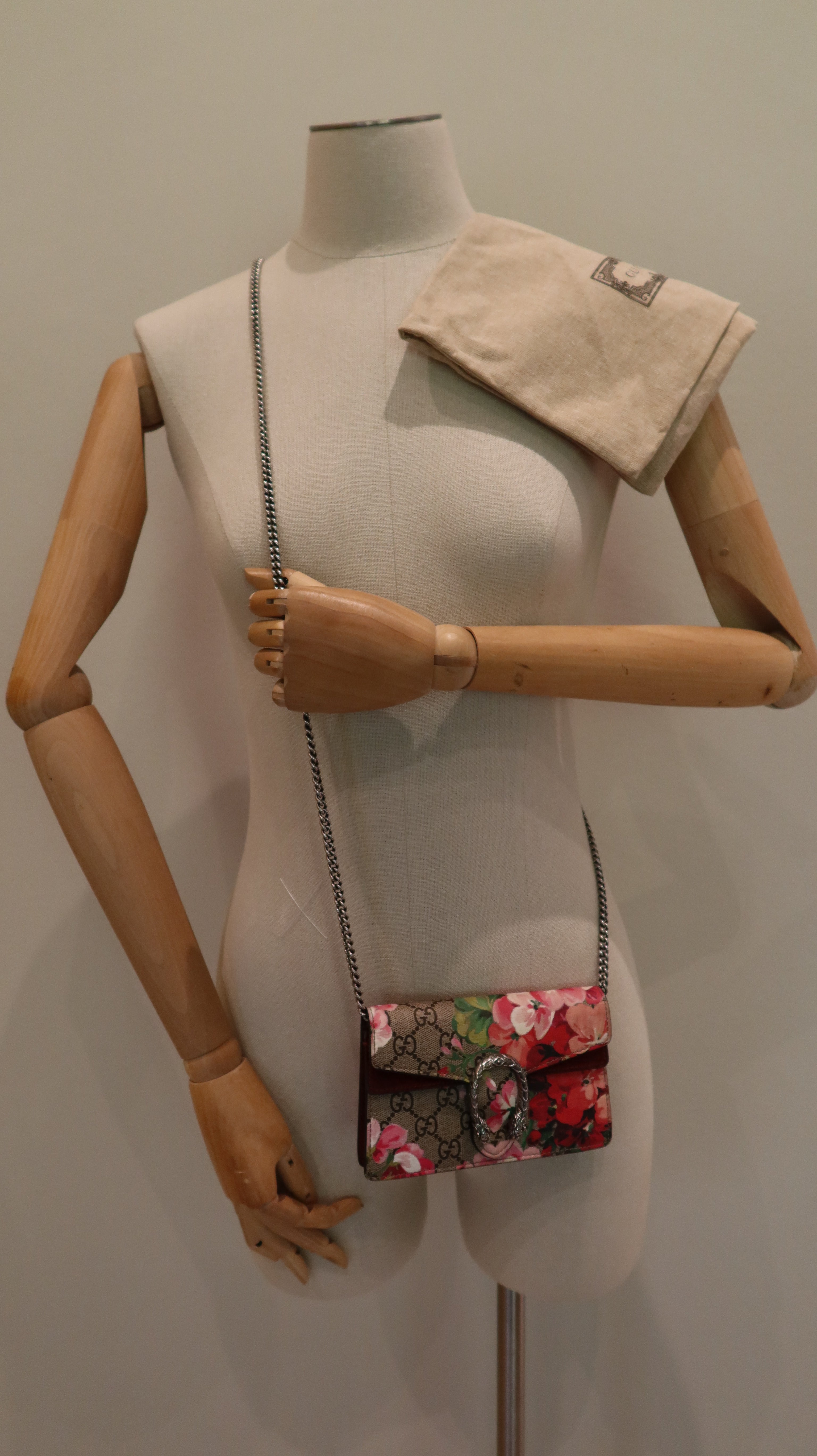 Gucci Super Mini Dionysus Blooms Bag