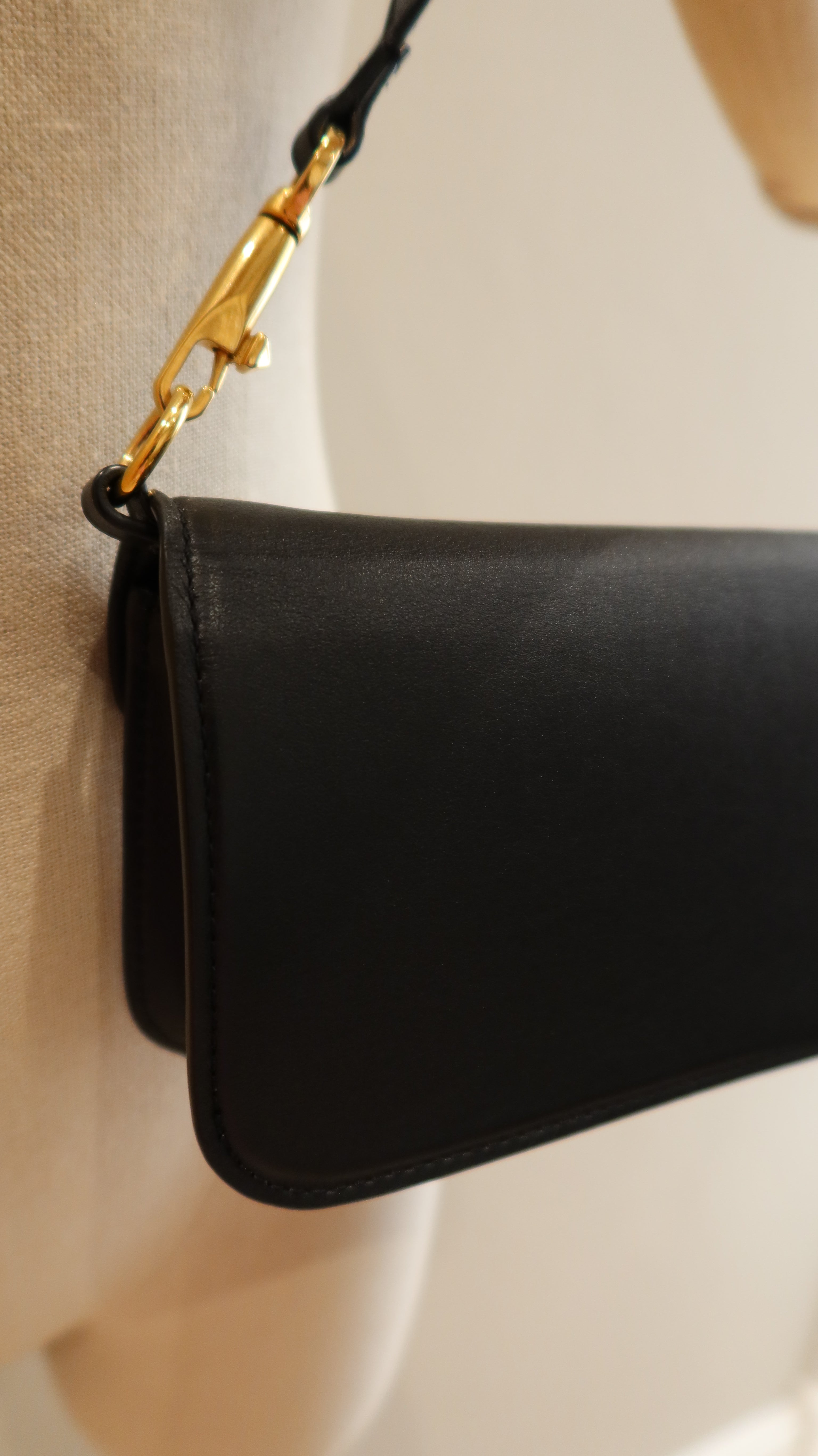 Valentino Locò Shoulder Bag