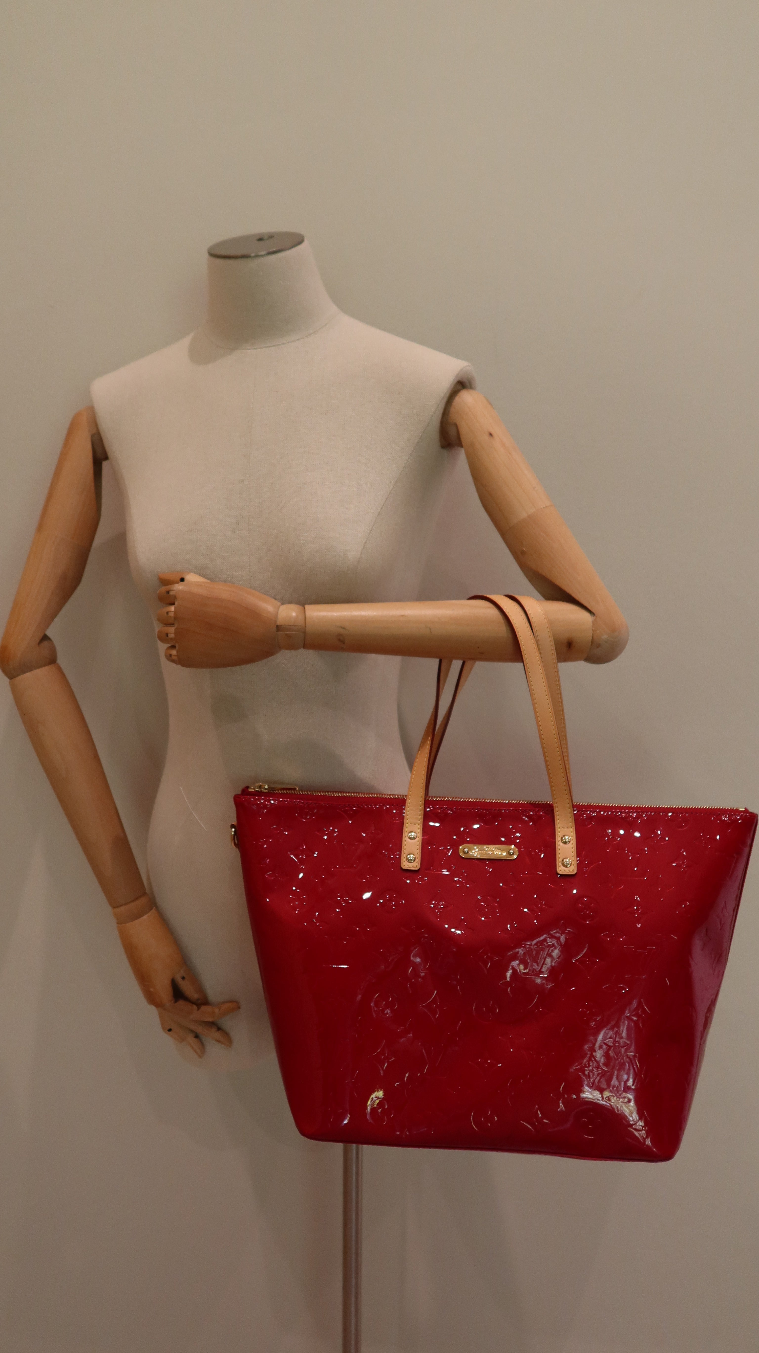 Louis Vuitton Bellevue GM Tote Bag