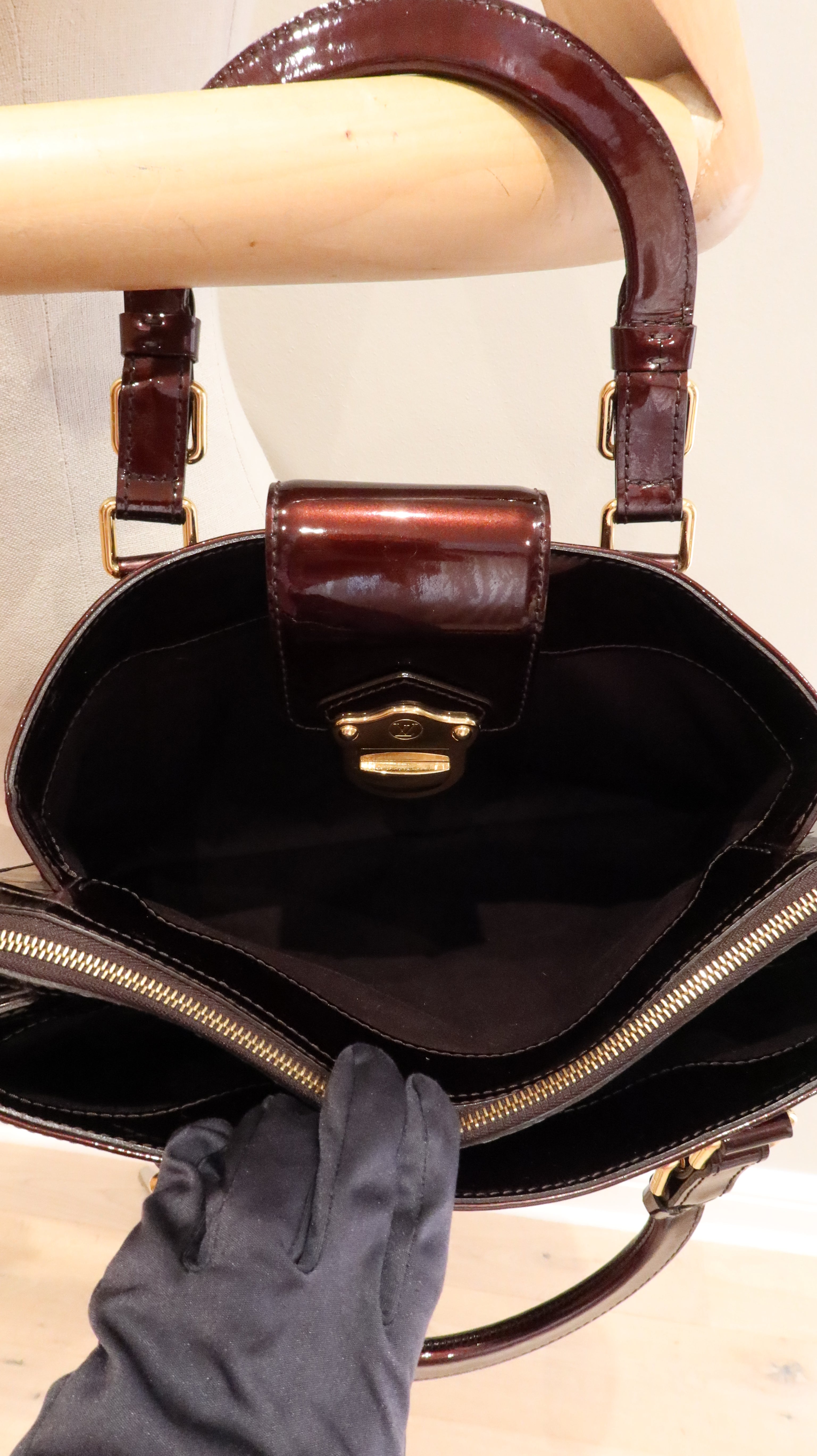 Louis Vuitton Melrose Avenue Bag