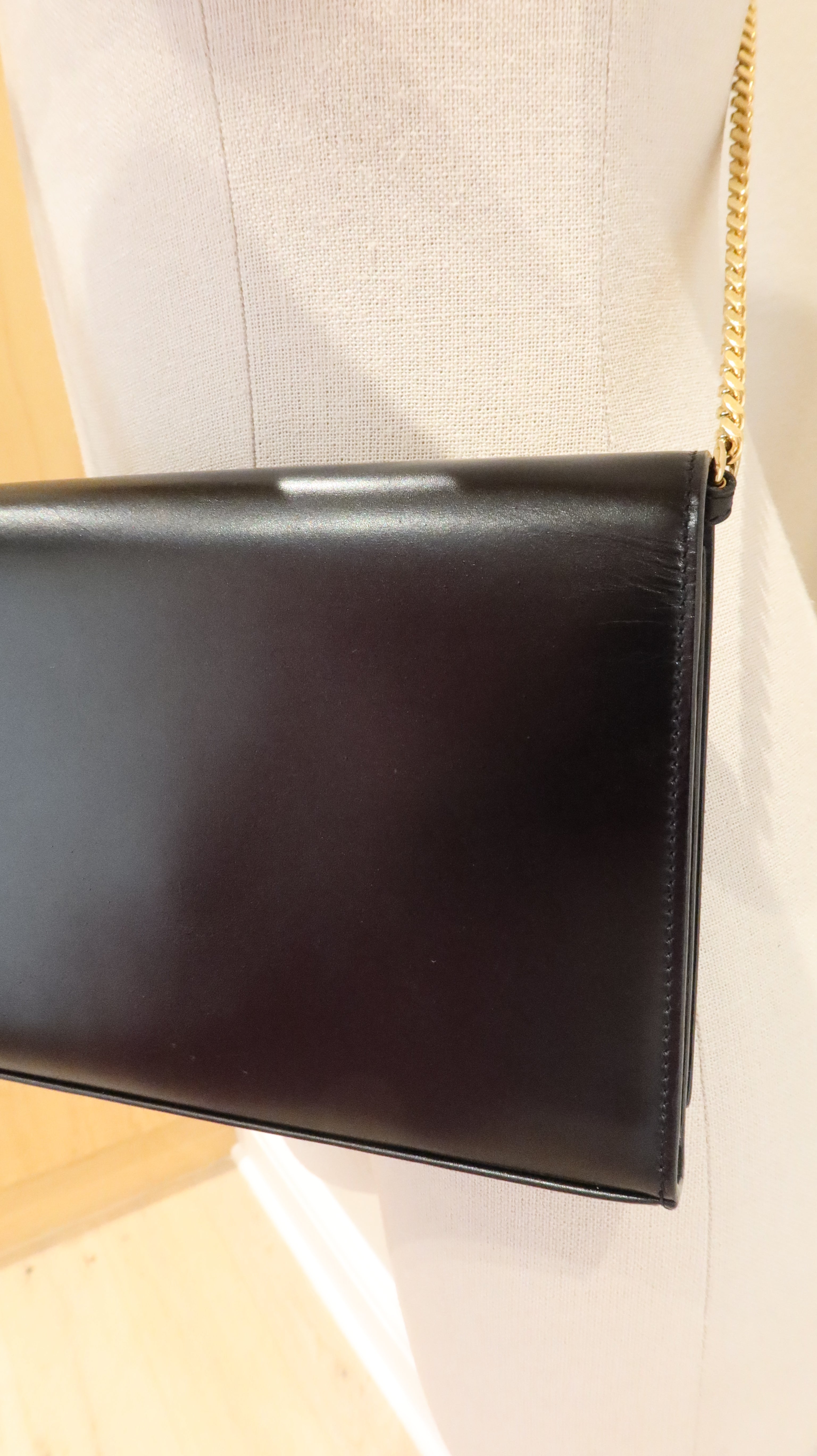 Saint Laurent Wallet On Chain