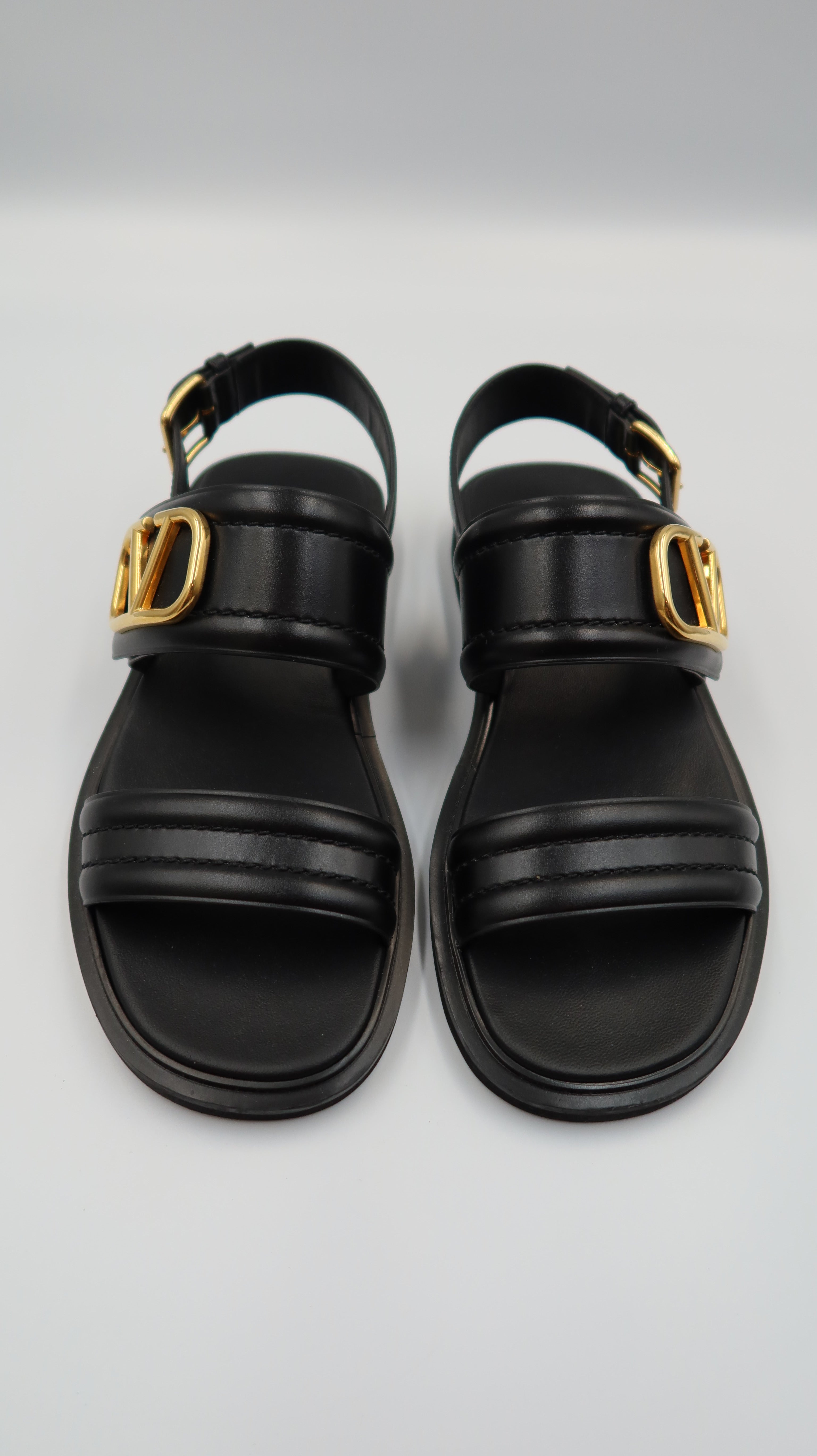 Valentino Slides (EU35)