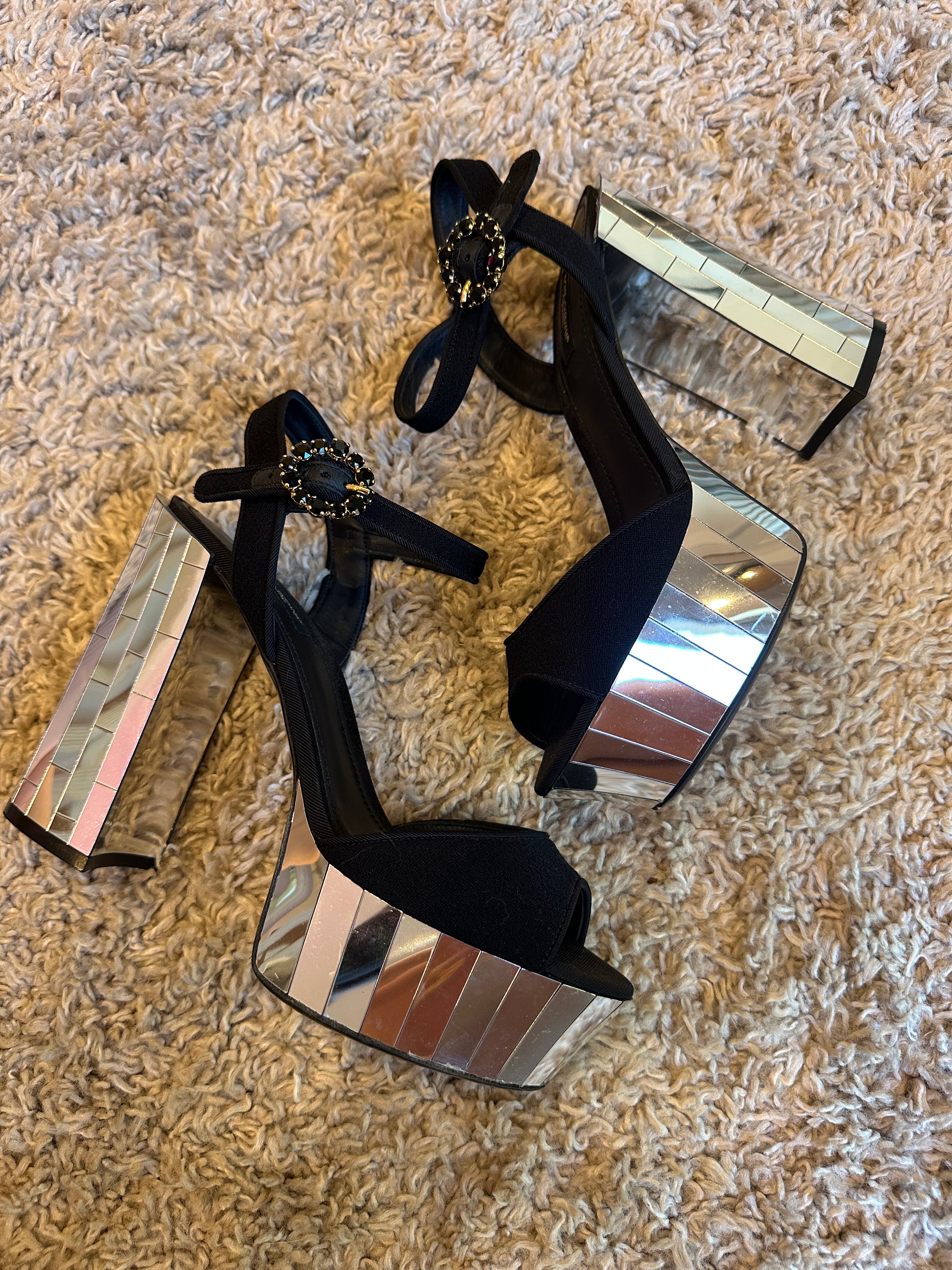 Dolce & Gabanna Heels (EU39)