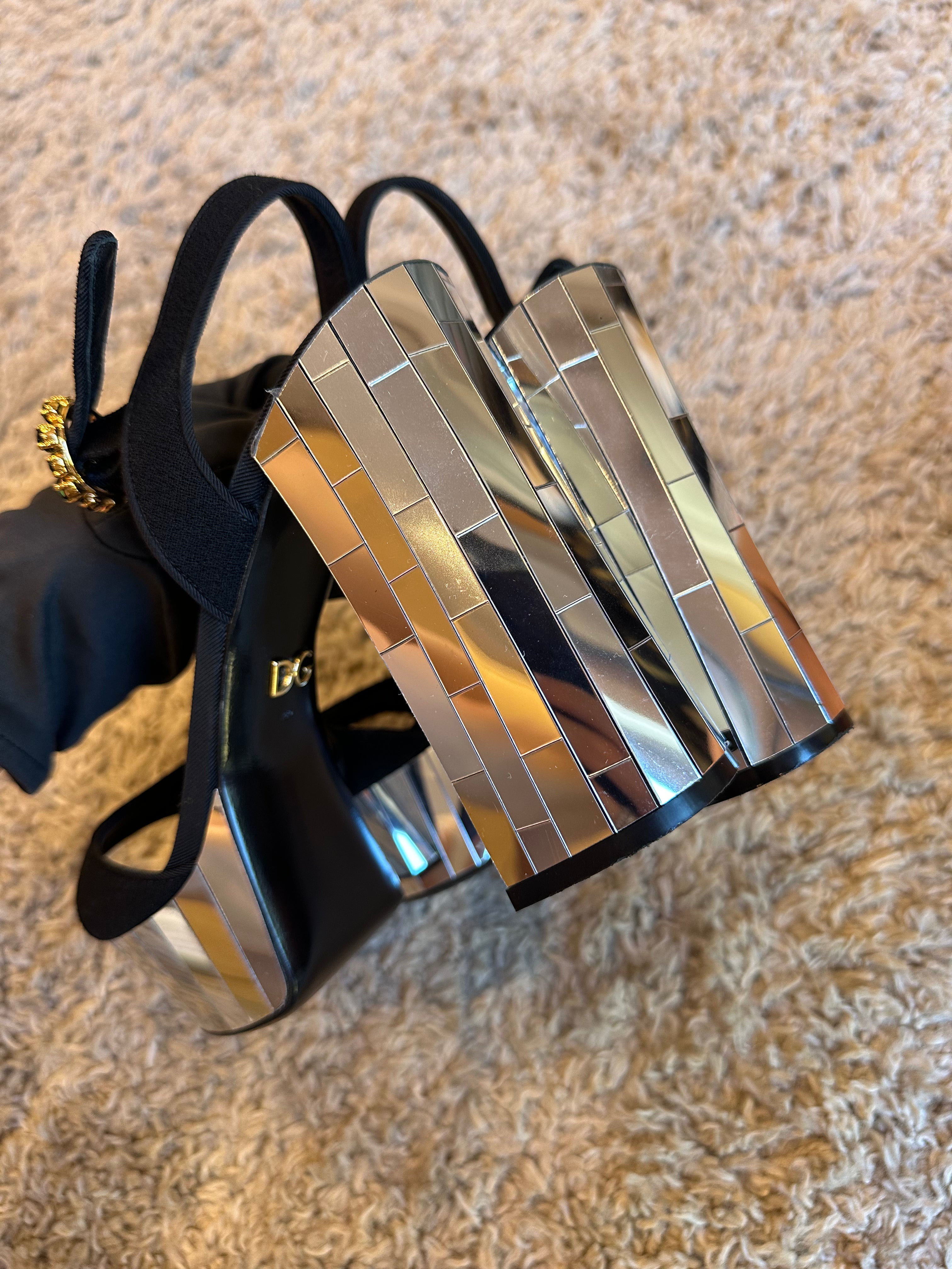 Dolce & Gabanna Heels (EU39)