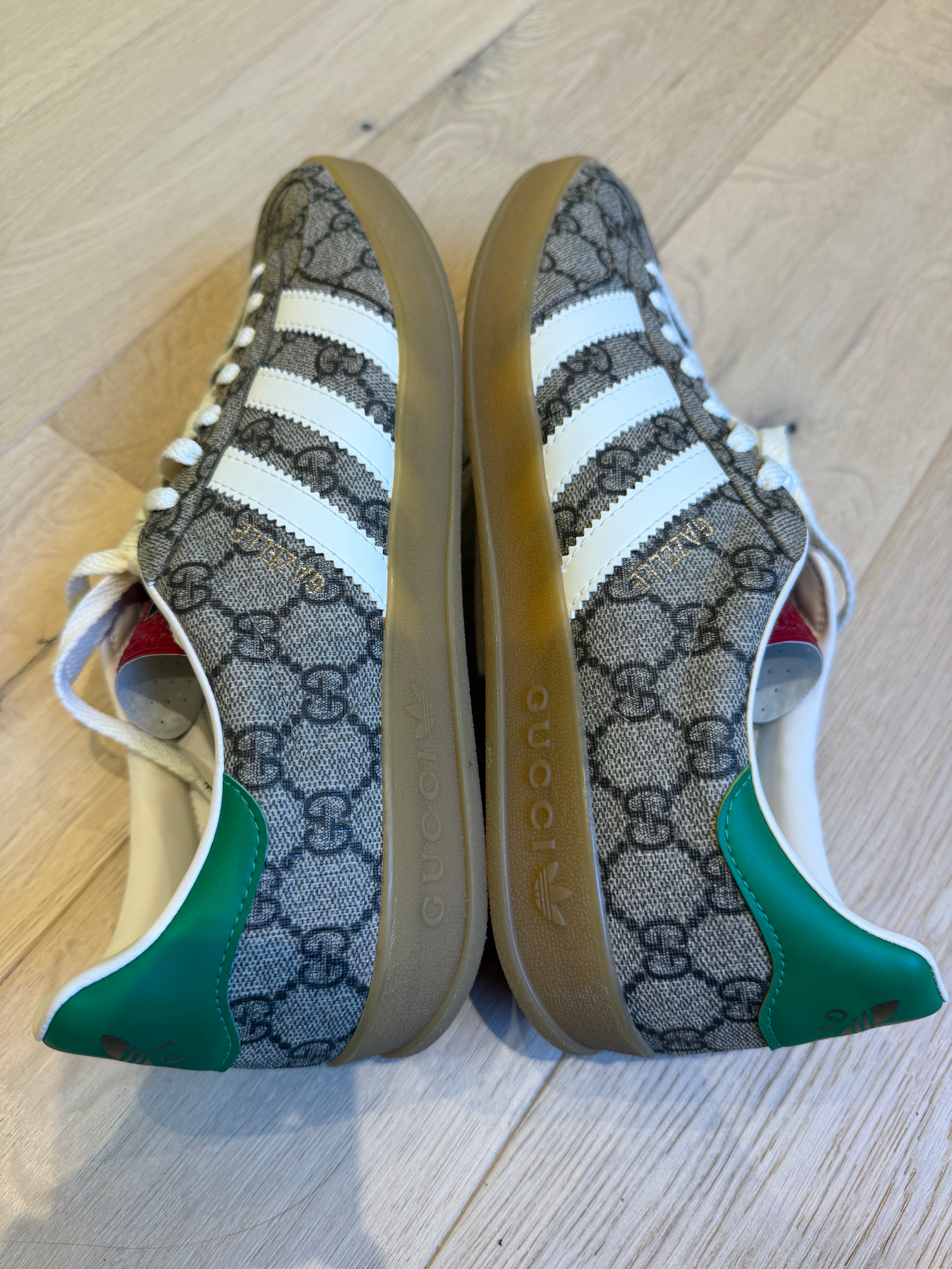 Gucci Sneakers (EU44.5)