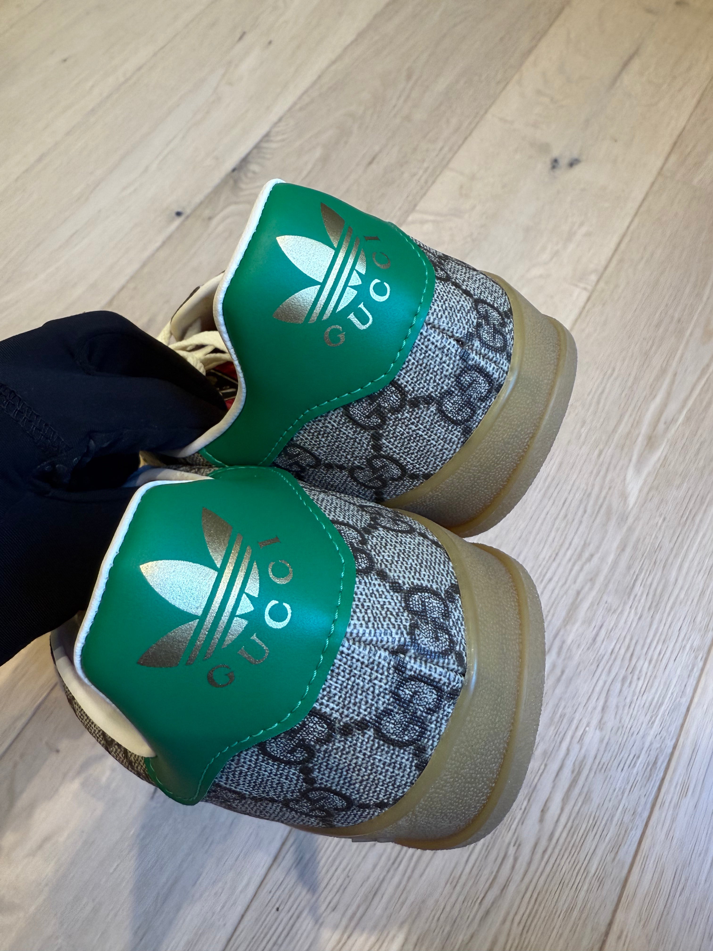 Gucci Sneakers (EU44.5)