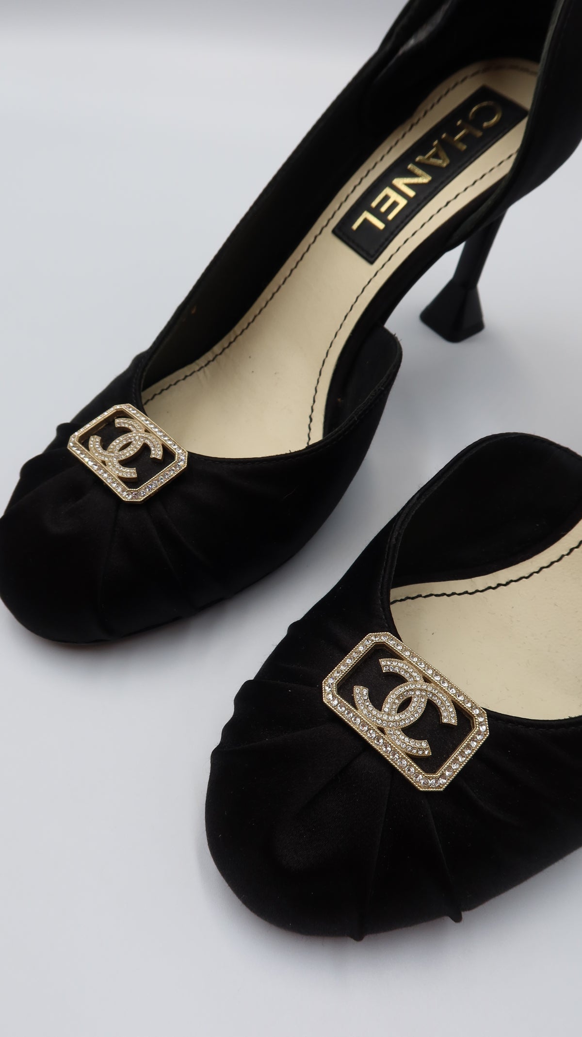 Chanel Silk Heels (EU35.5)