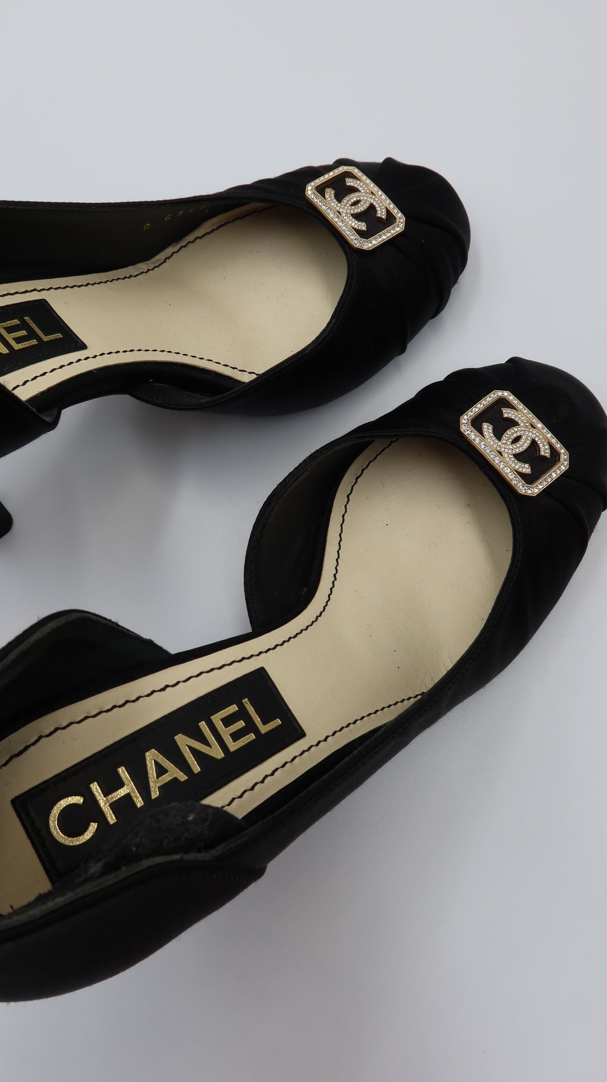 Chanel Silk Heels (EU35.5)