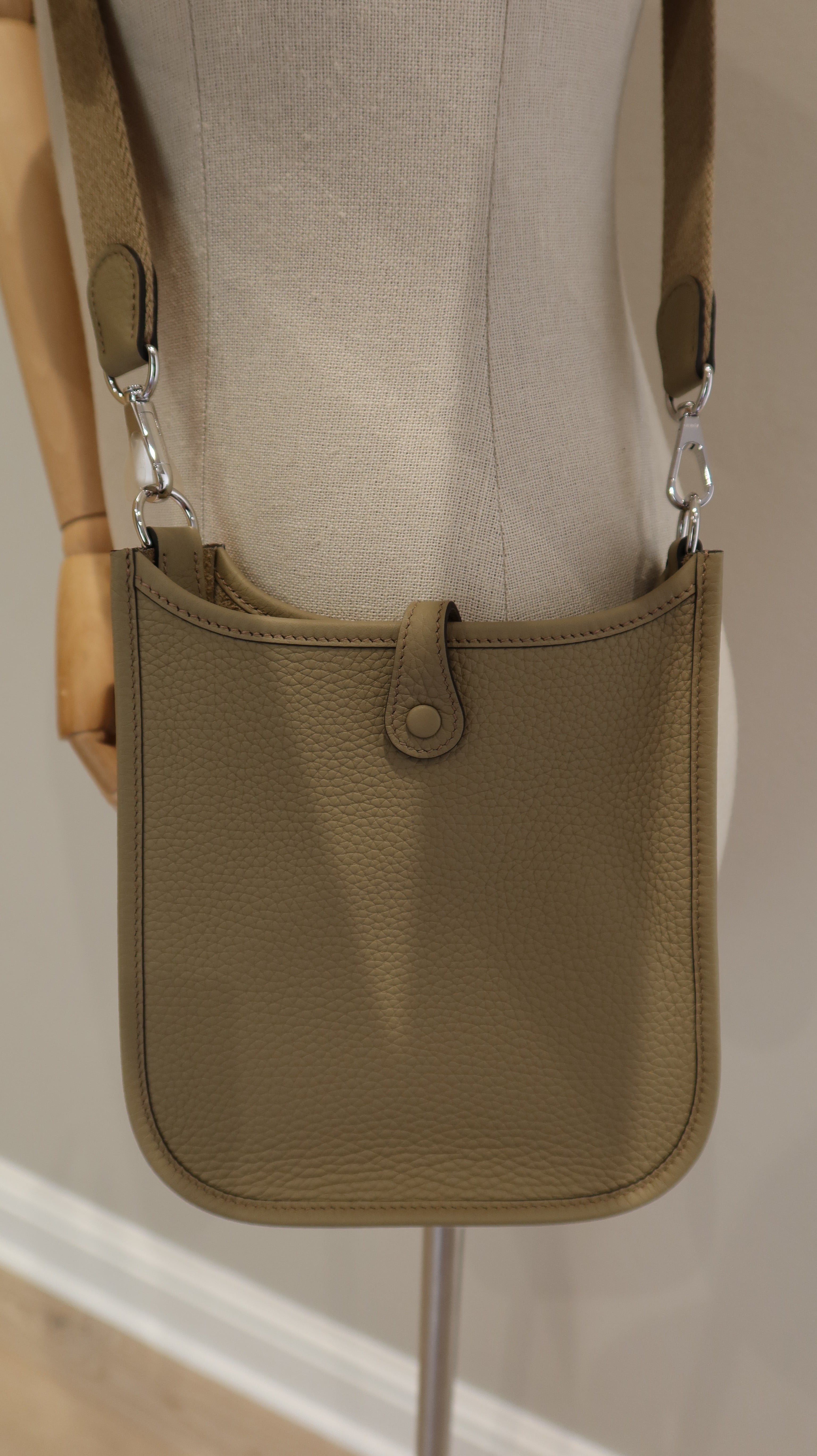 Hèrmes Mini Evelyne