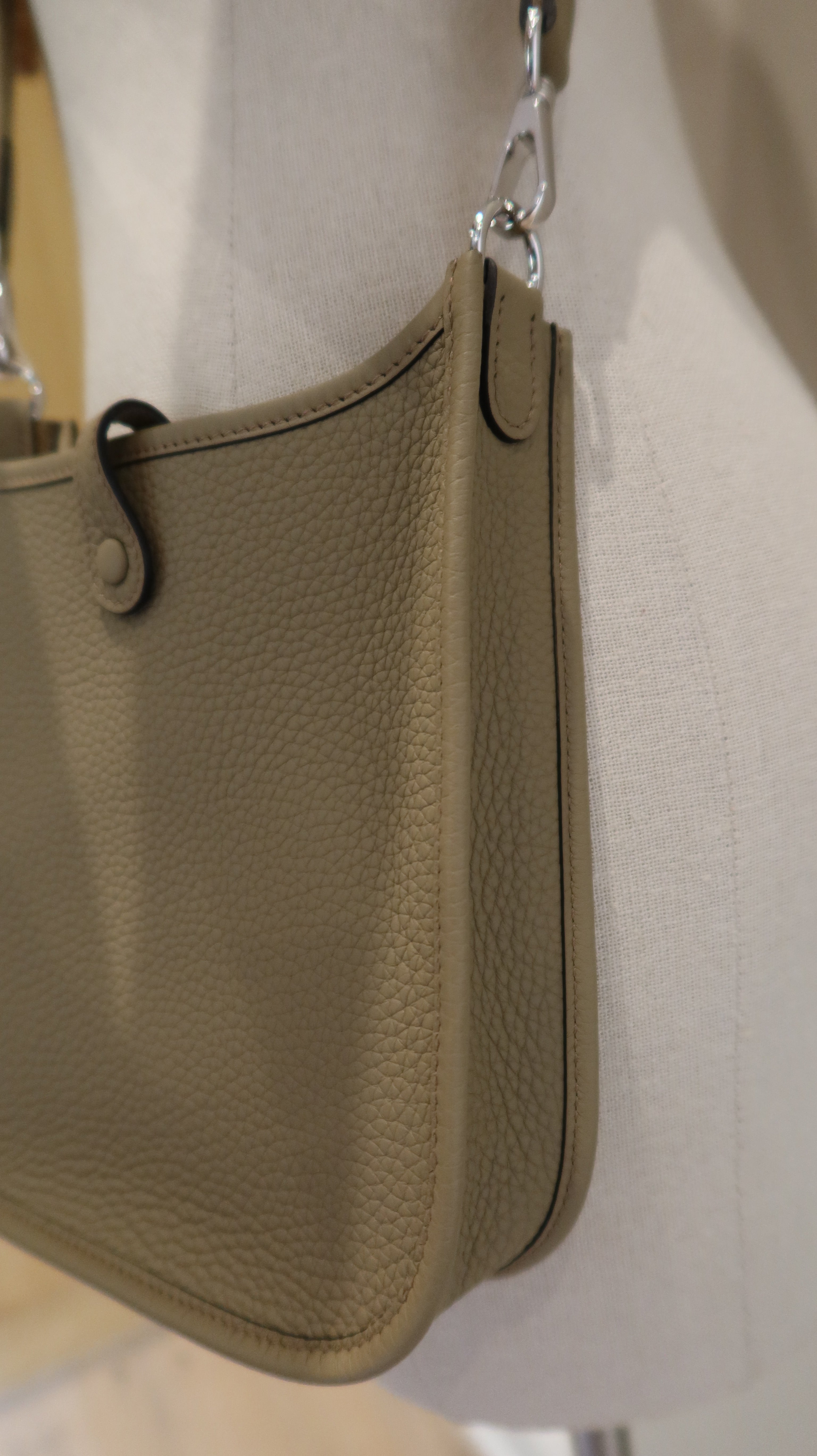 Hèrmes Mini Evelyne