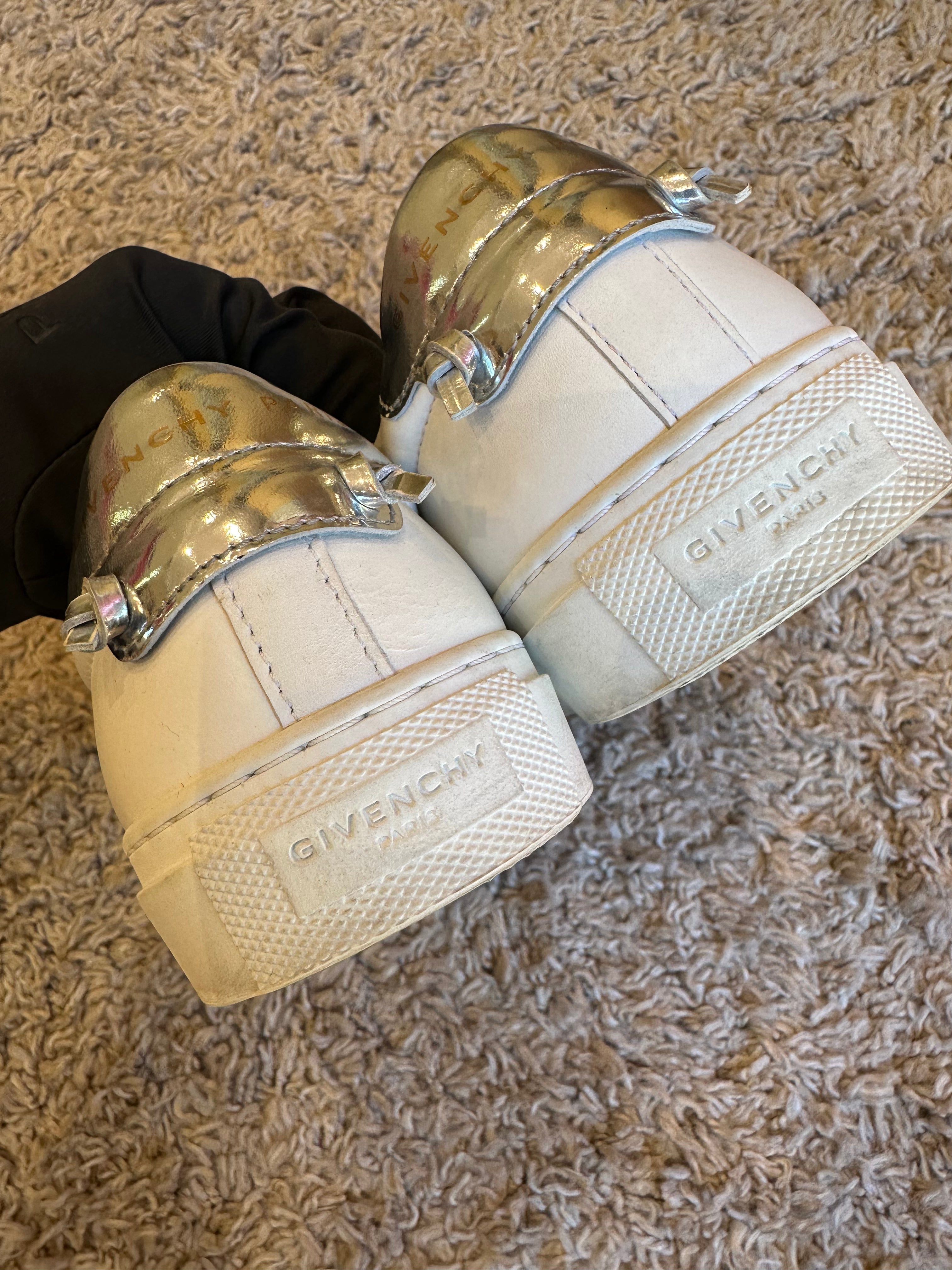 Givenchy Sneakers (EU36.5)