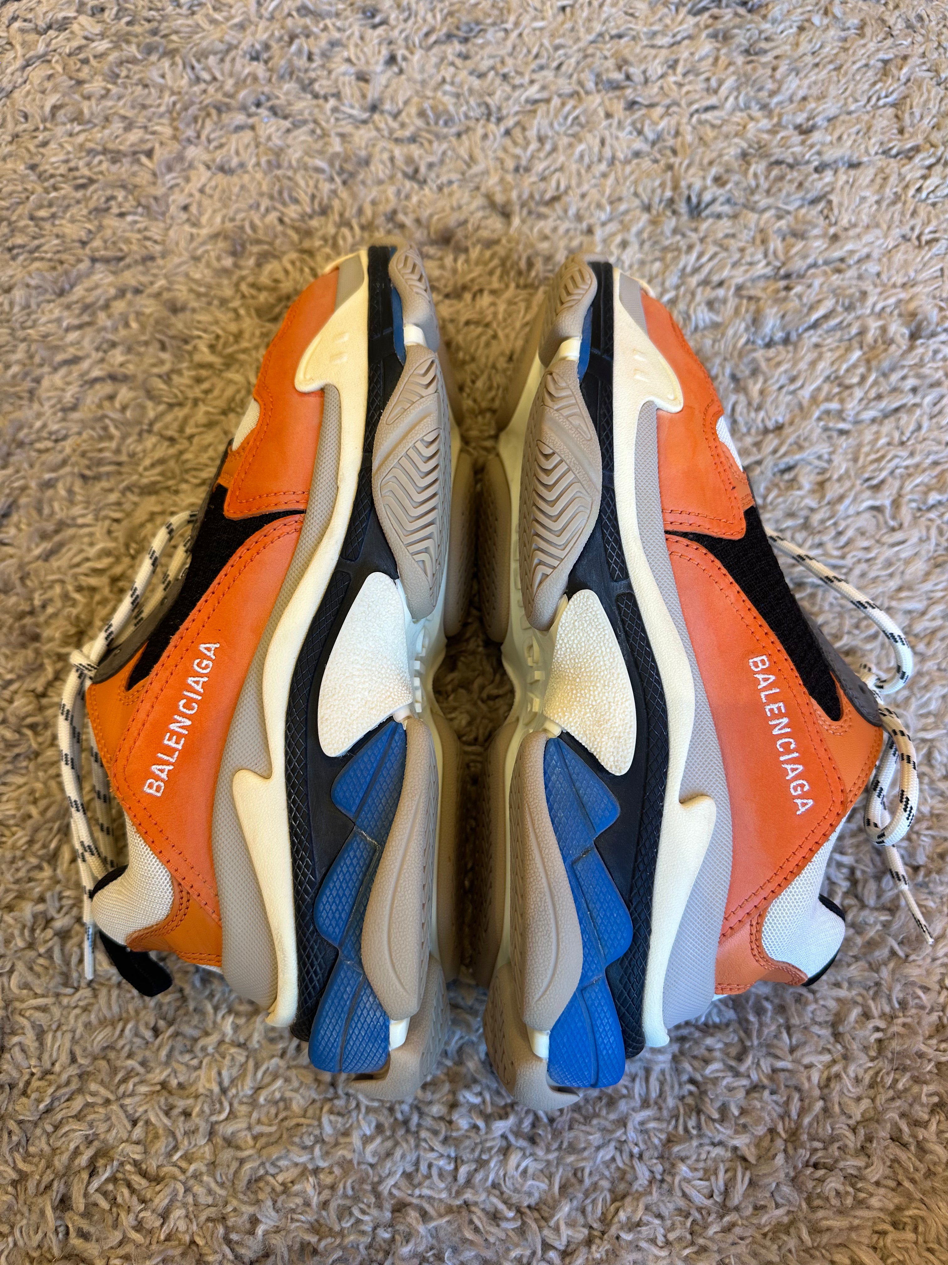 Balenciaga Triple S Sneakers (EU39)