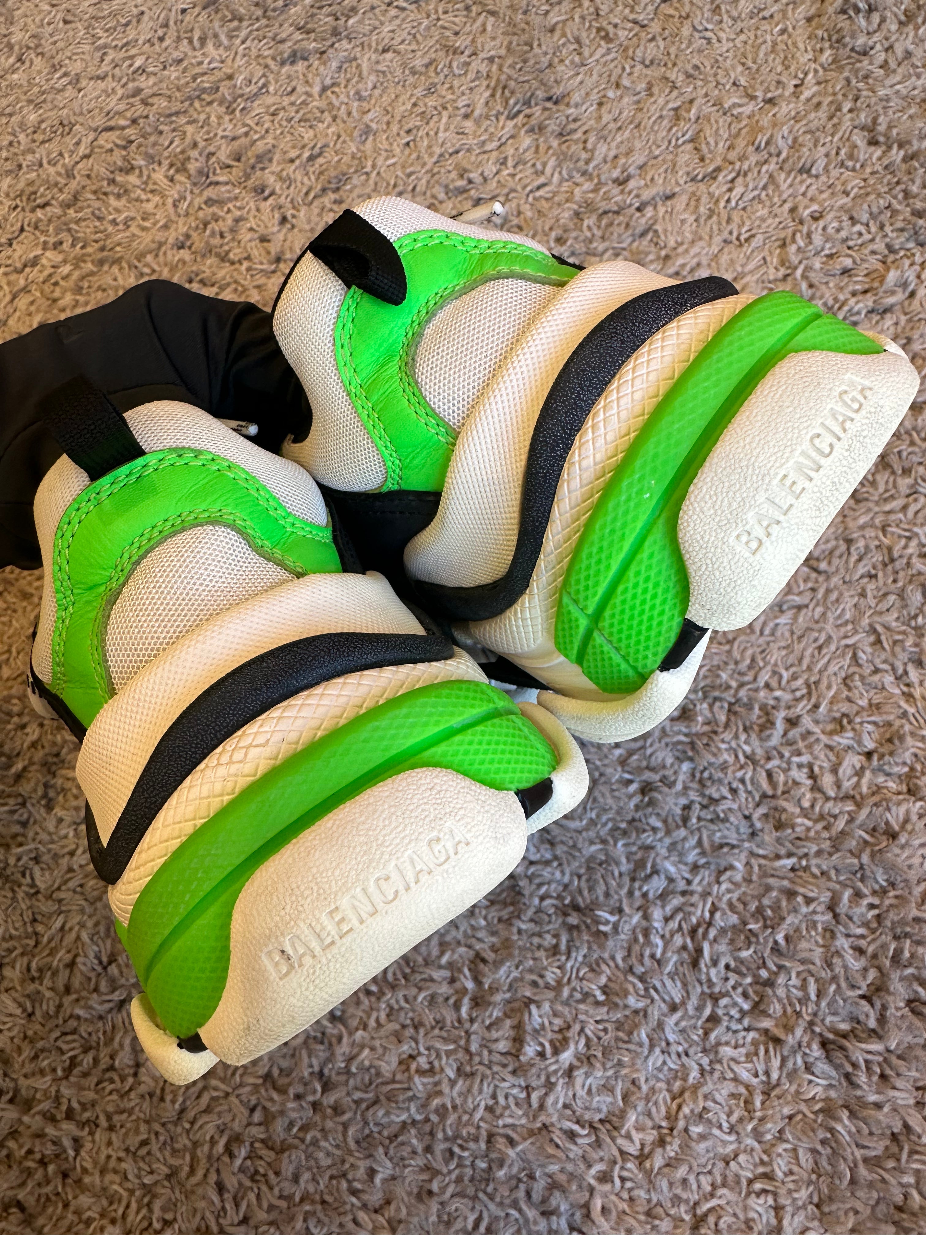 Balenciaga Triple S Sneakers (EU39)