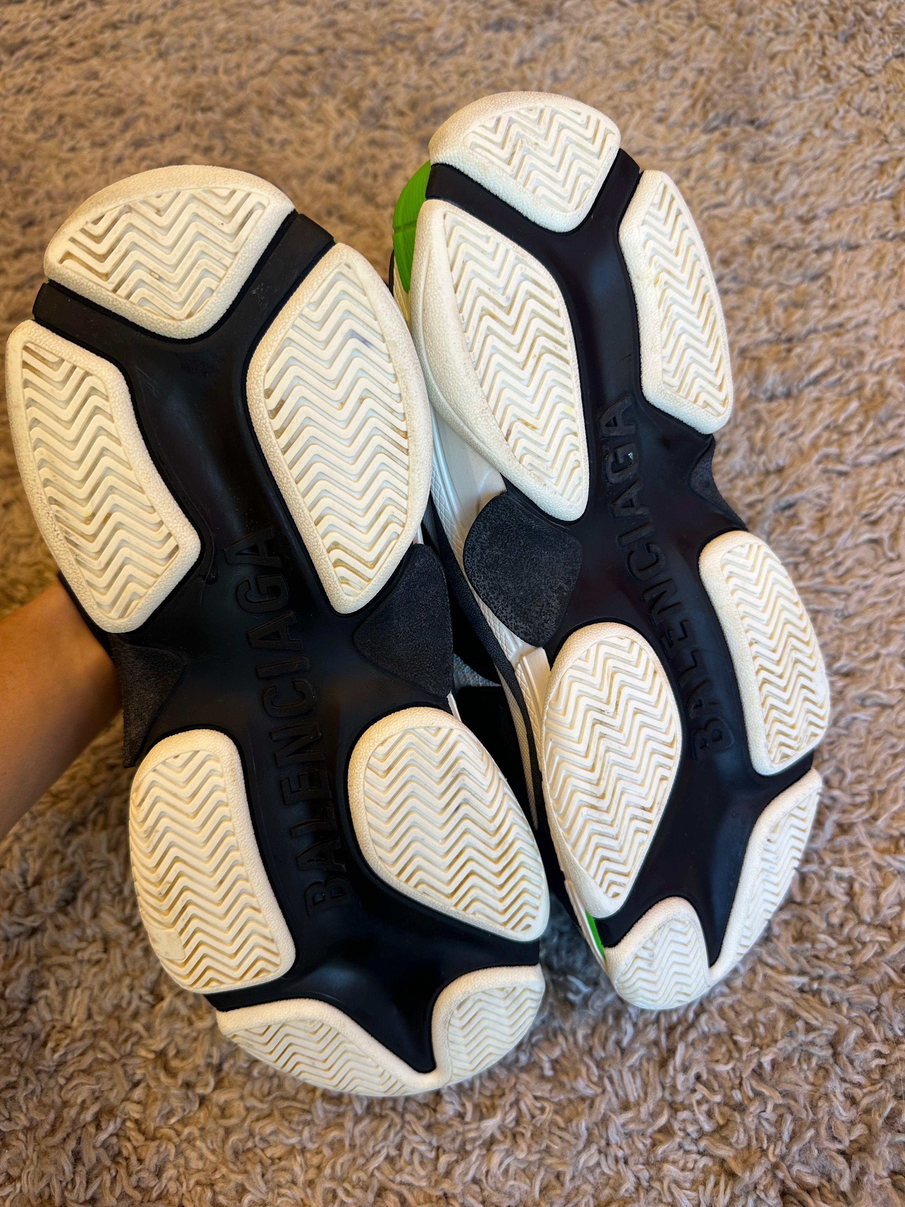 Balenciaga Triple S Sneakers (EU39)