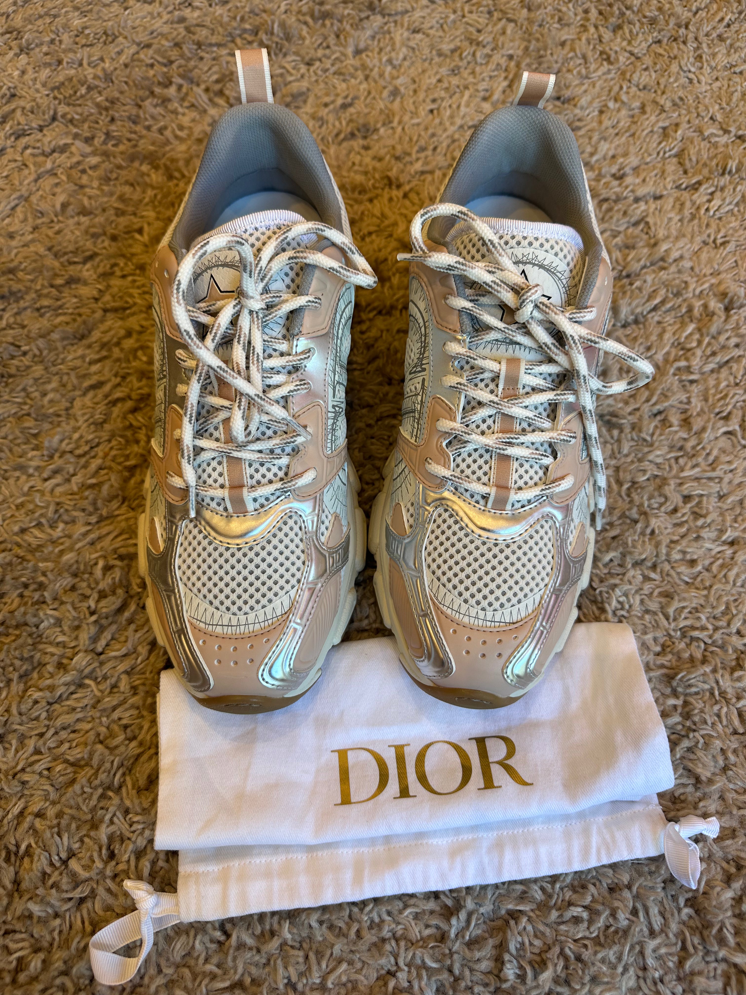 Christian Dior Chrono Sneakers (EU40/Store Fresh)
