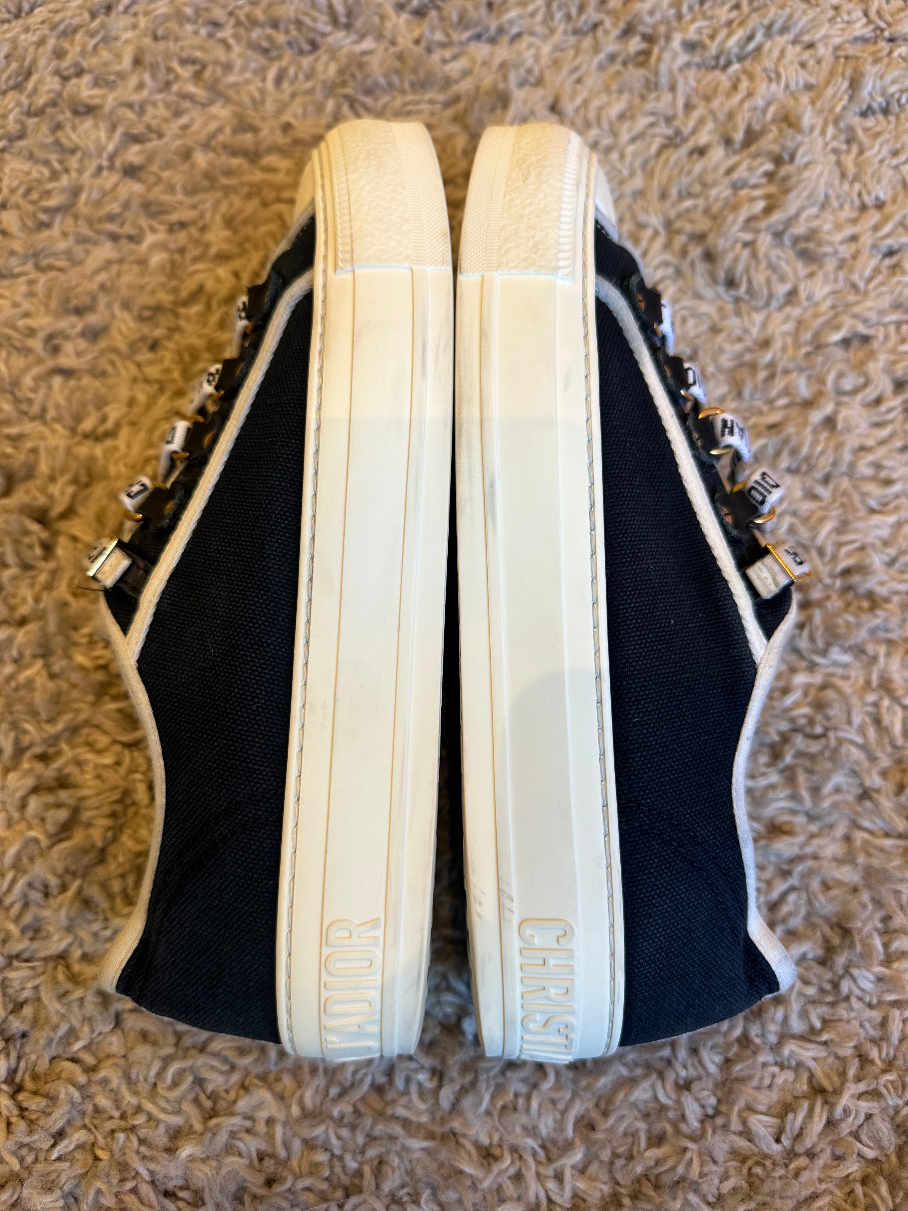 Christian Dior Sneakers (EU36.5)