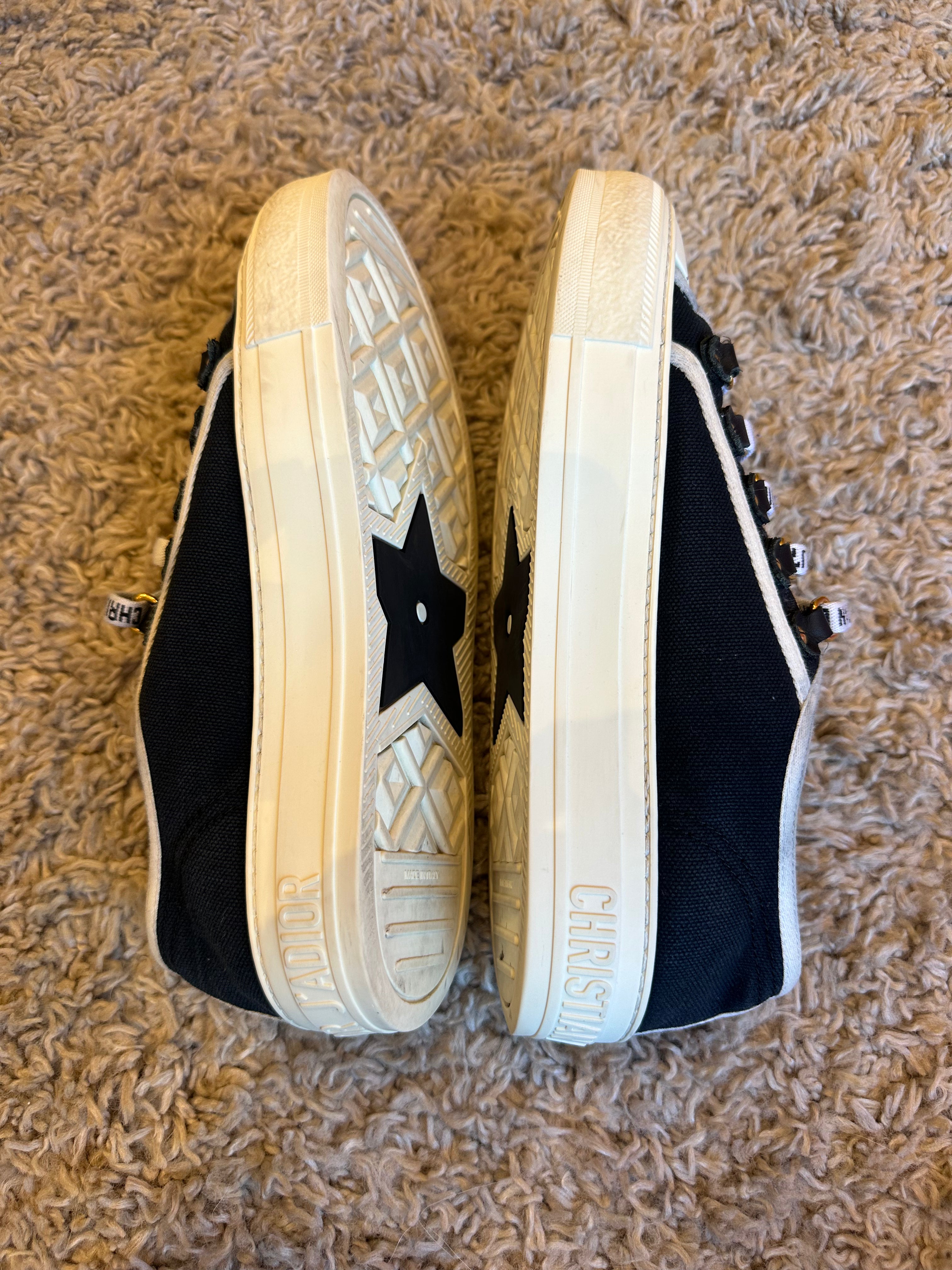 Christian Dior Sneakers (EU36.5)