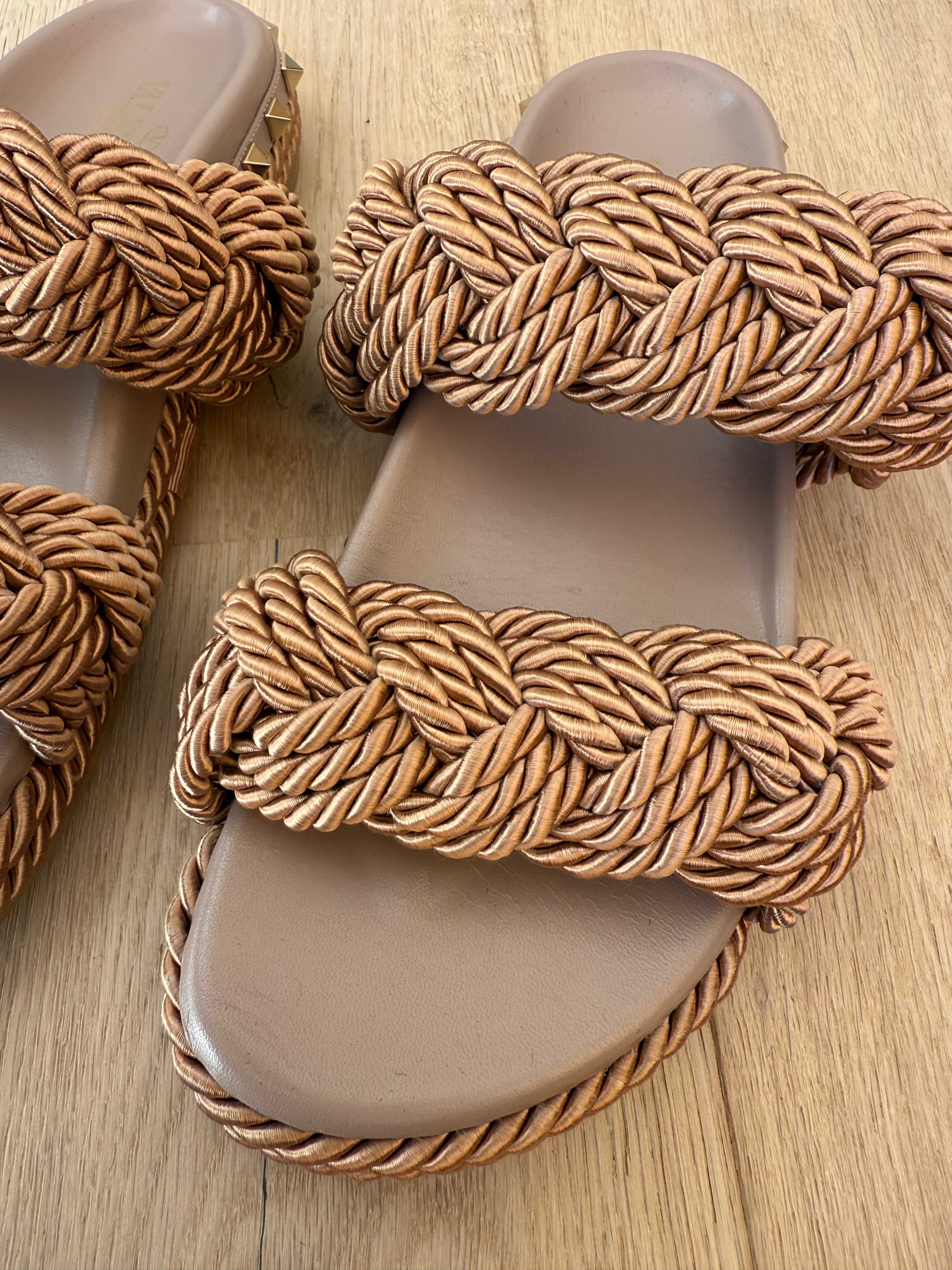 Valentino Garavni Slides (EU37)