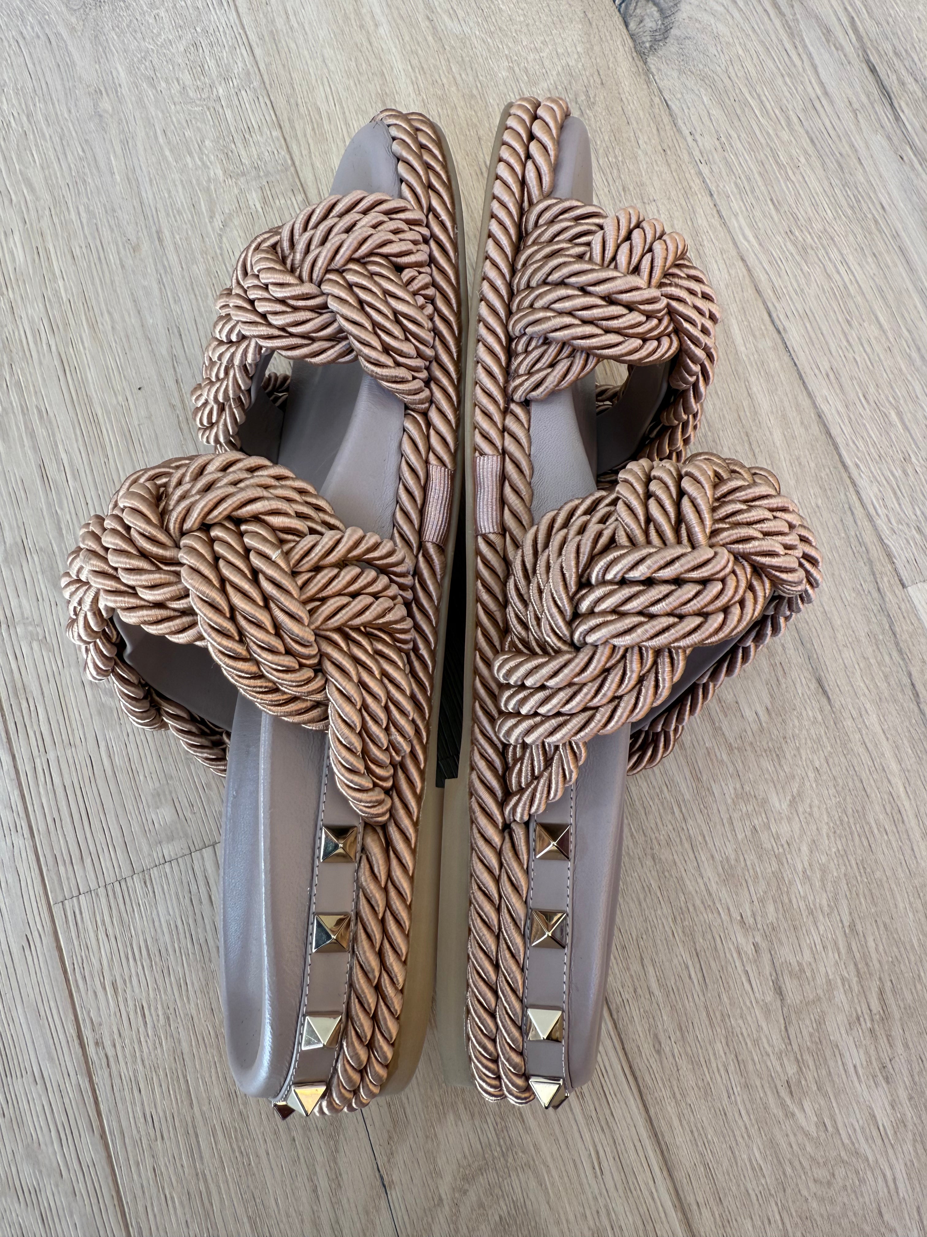Valentino Garavni Slides (EU37)