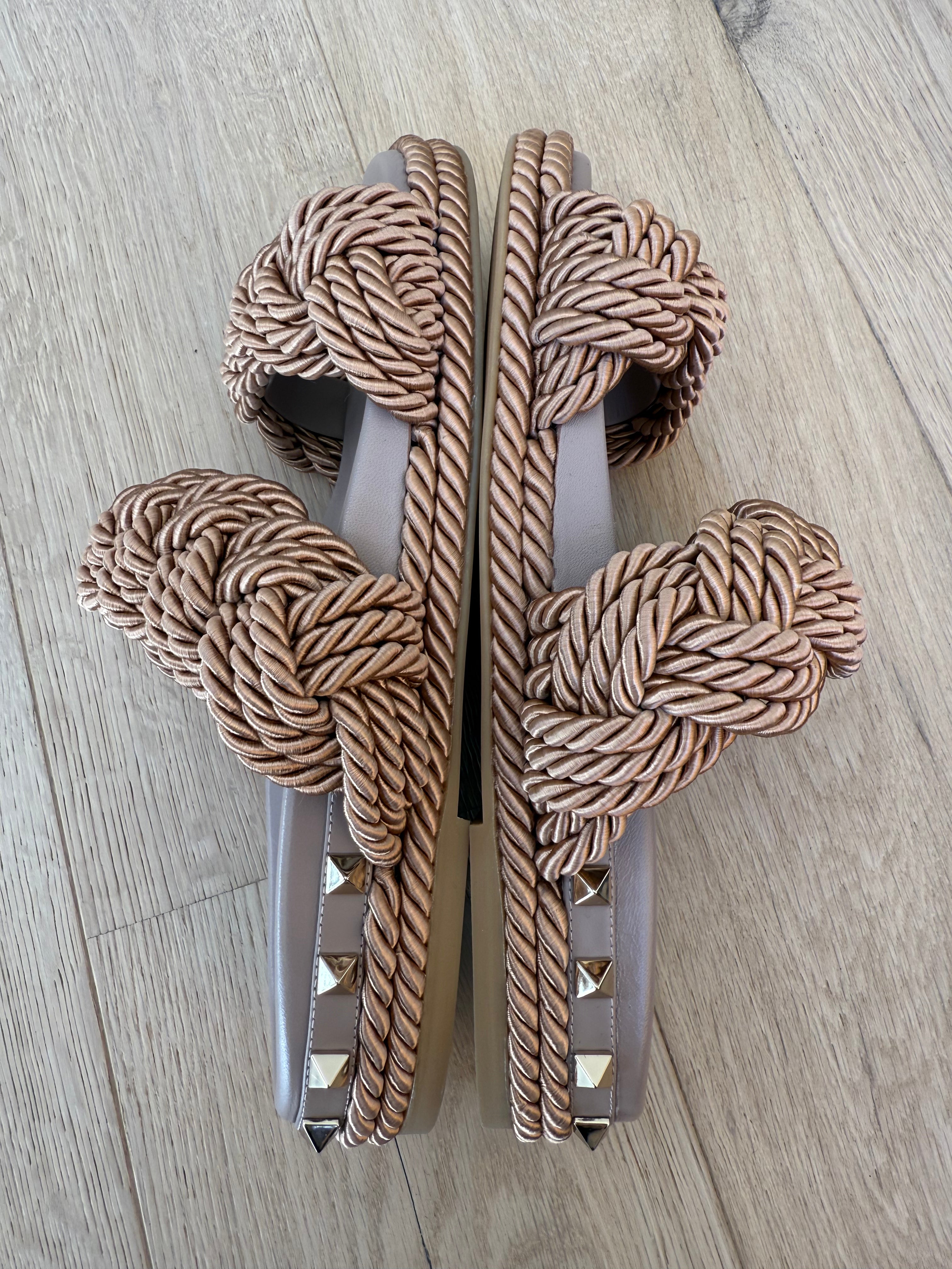 Valentino Garavni Slides (EU37)