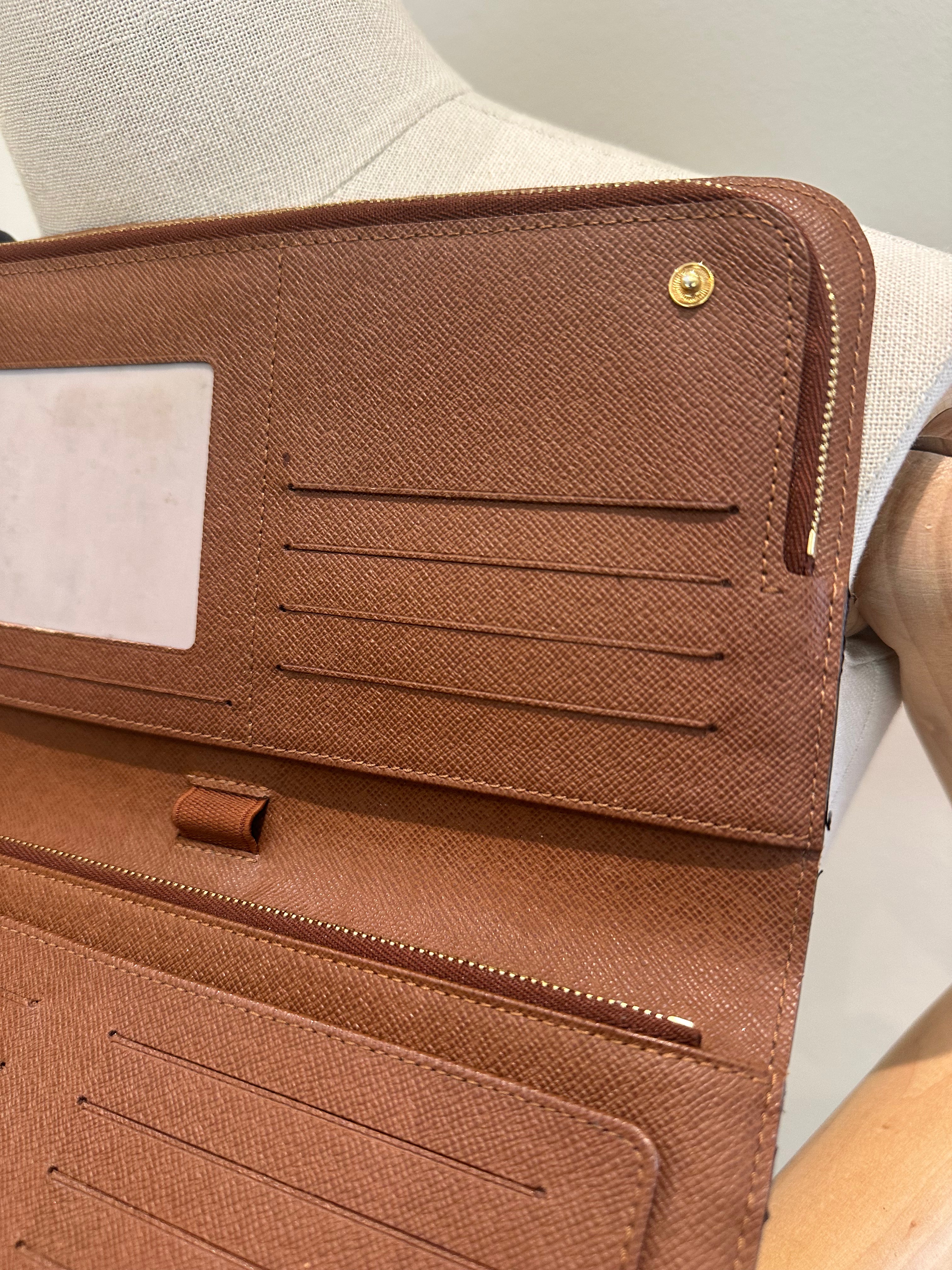 Louis Vuitton Insolite Organizer