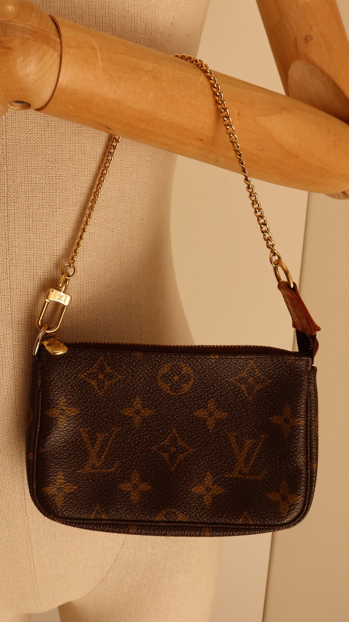 Louis Vuitton Mini Pochette Accessoires