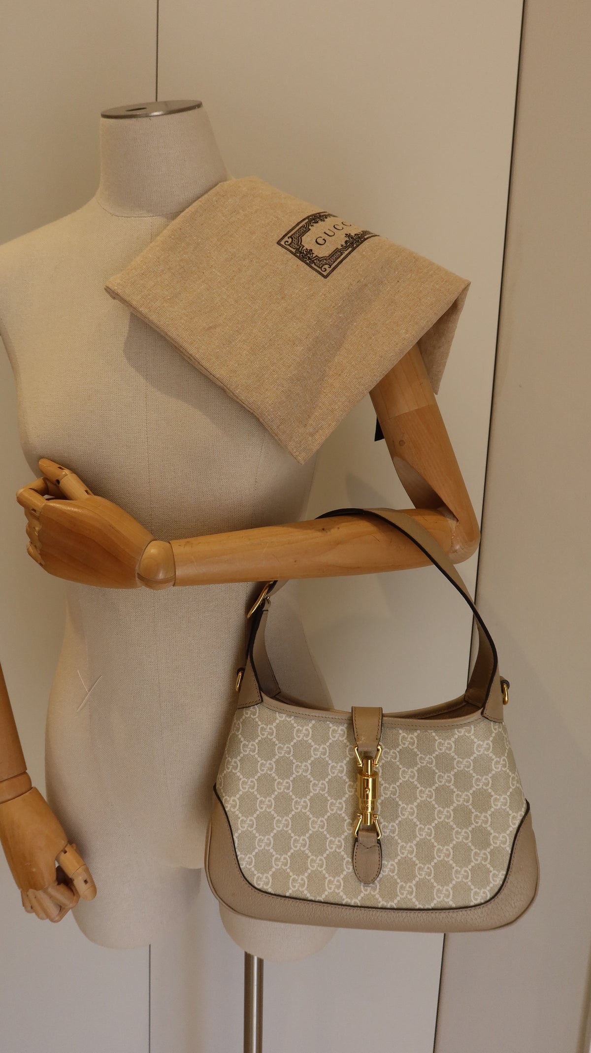 Gucci Jackie 1961 Small Shoulder Bag