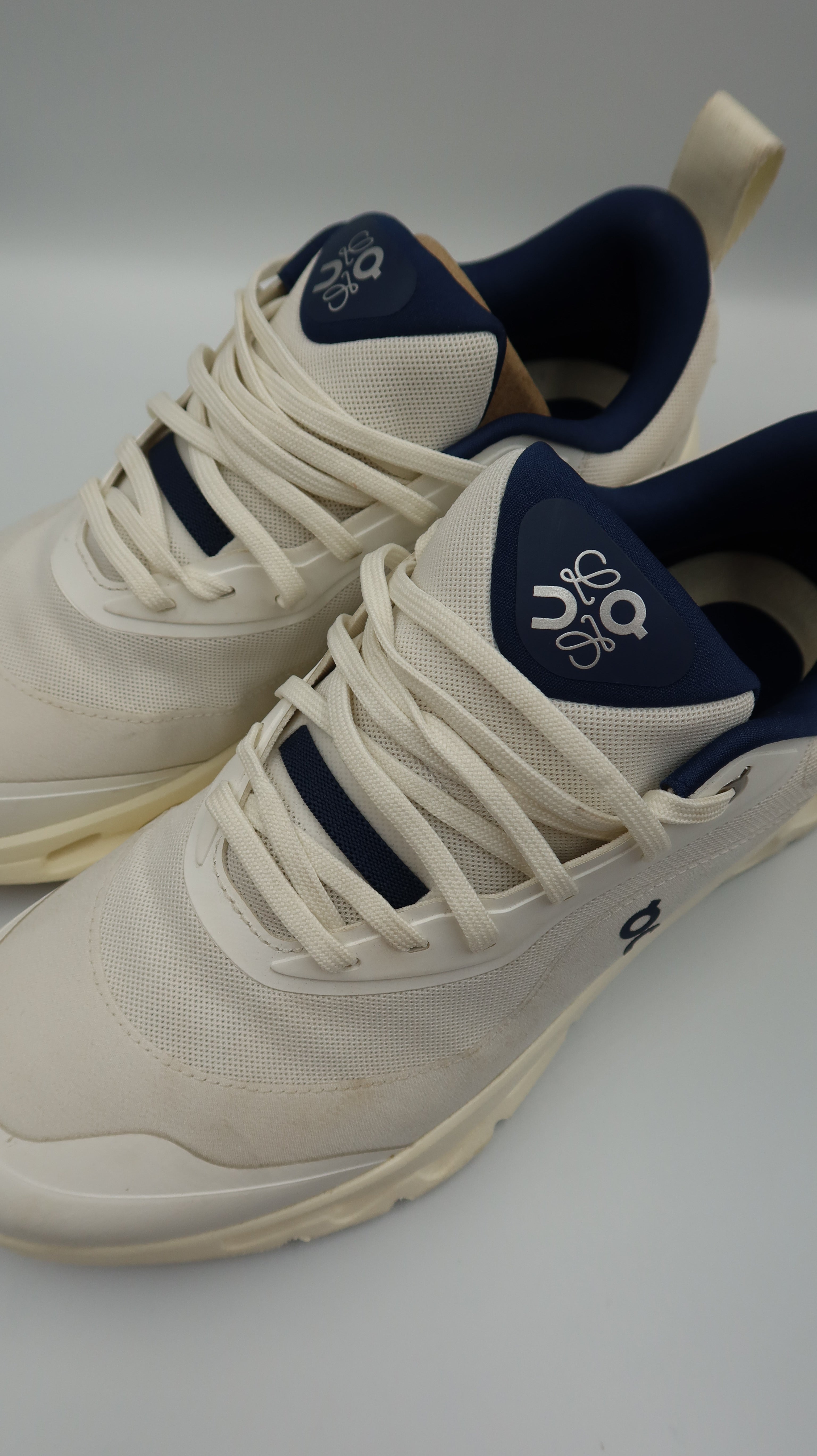 Loewe On Cloud (EU44)