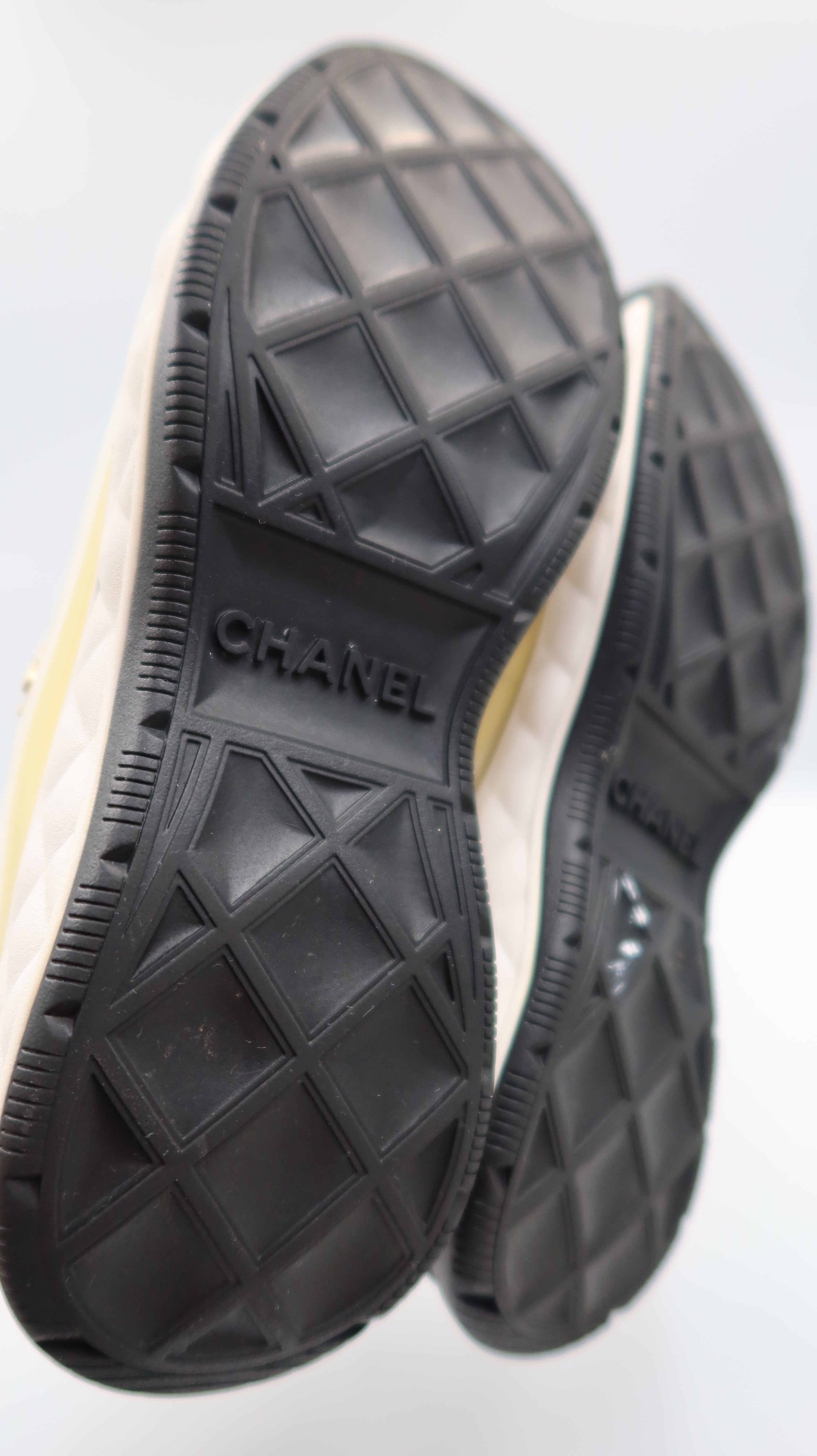 Chanel Sneakers (EU37)