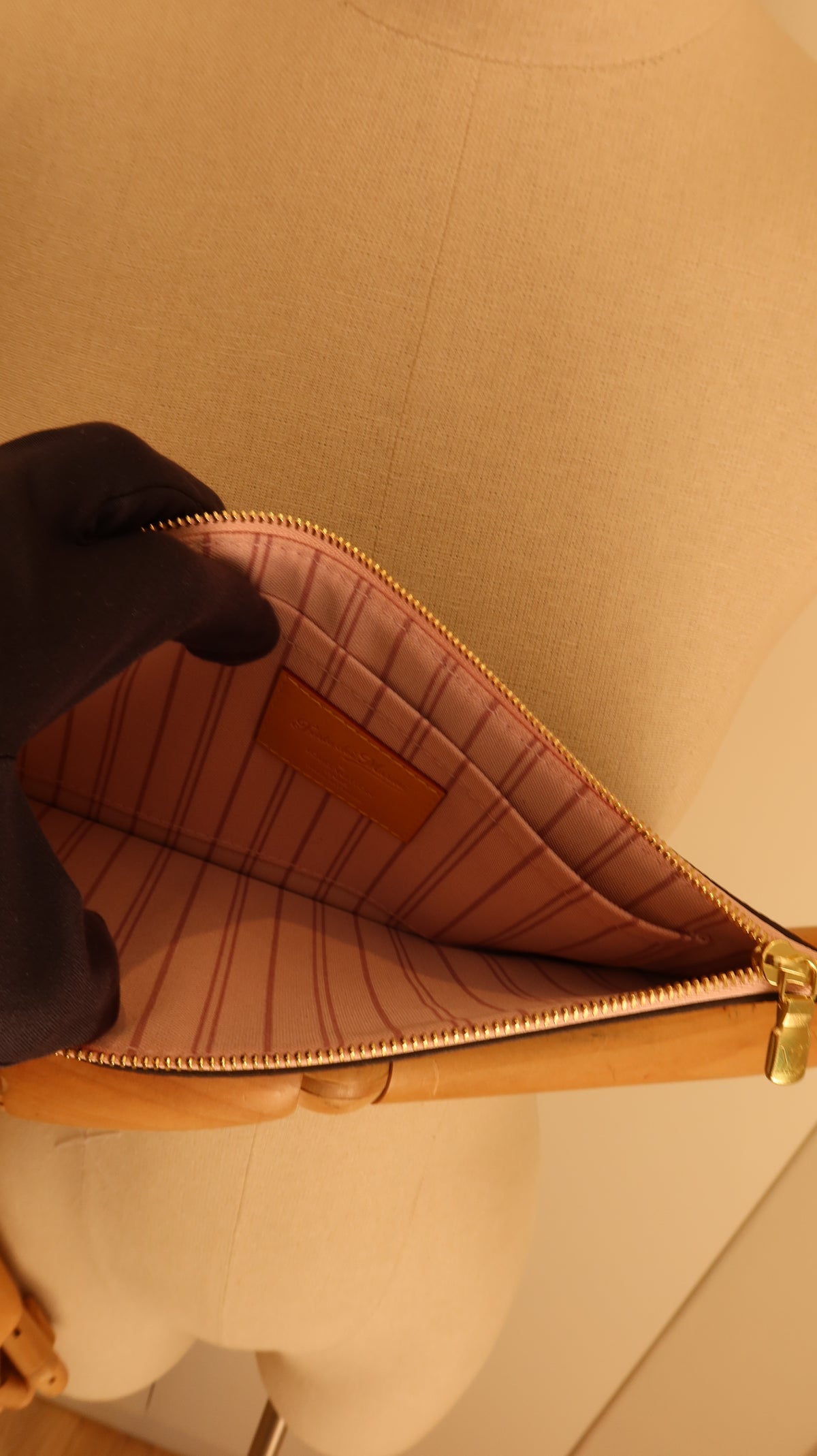 Louis Vuitton Neverfull MM *Limited Edition*