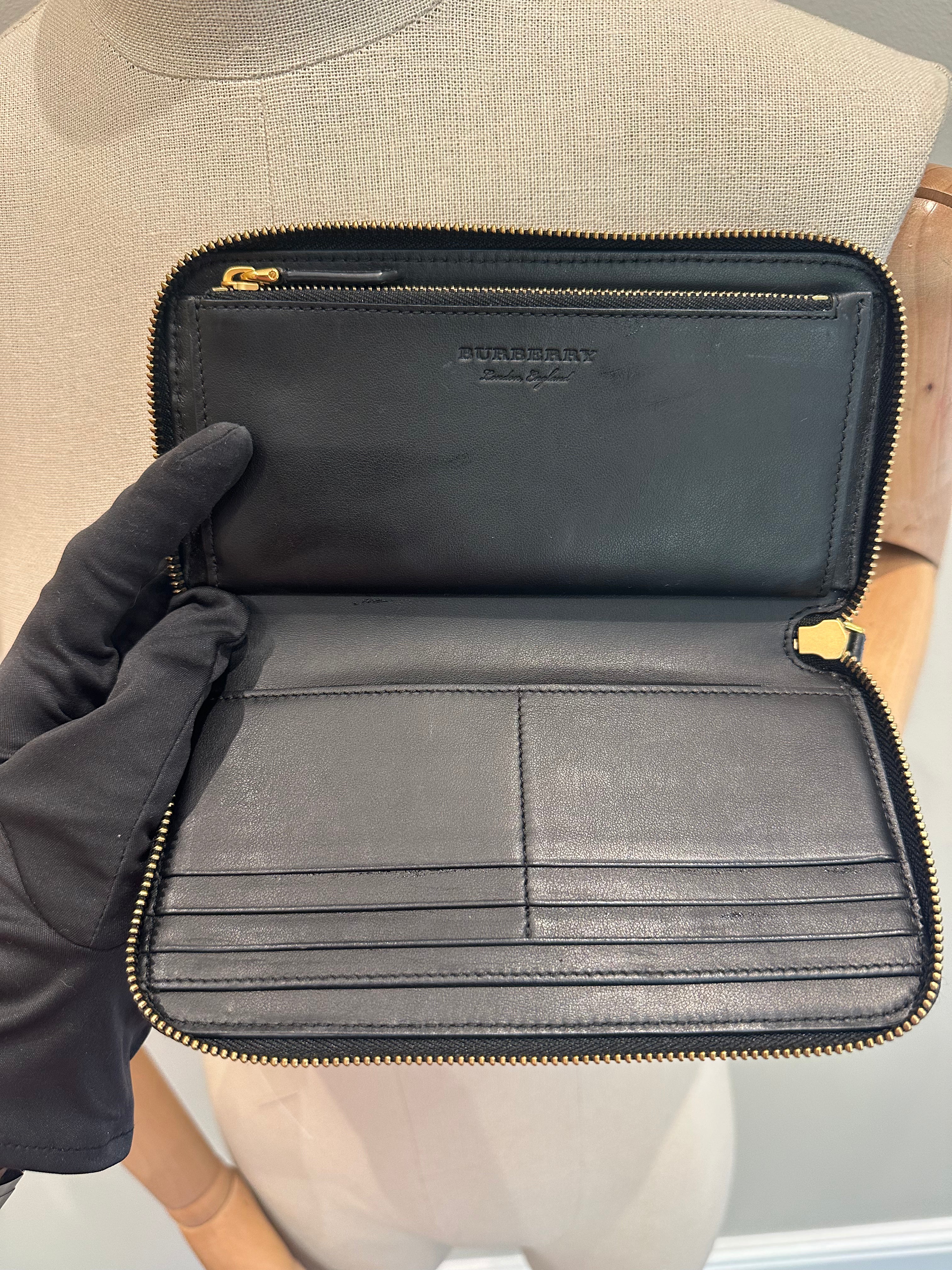 Burberry Purse