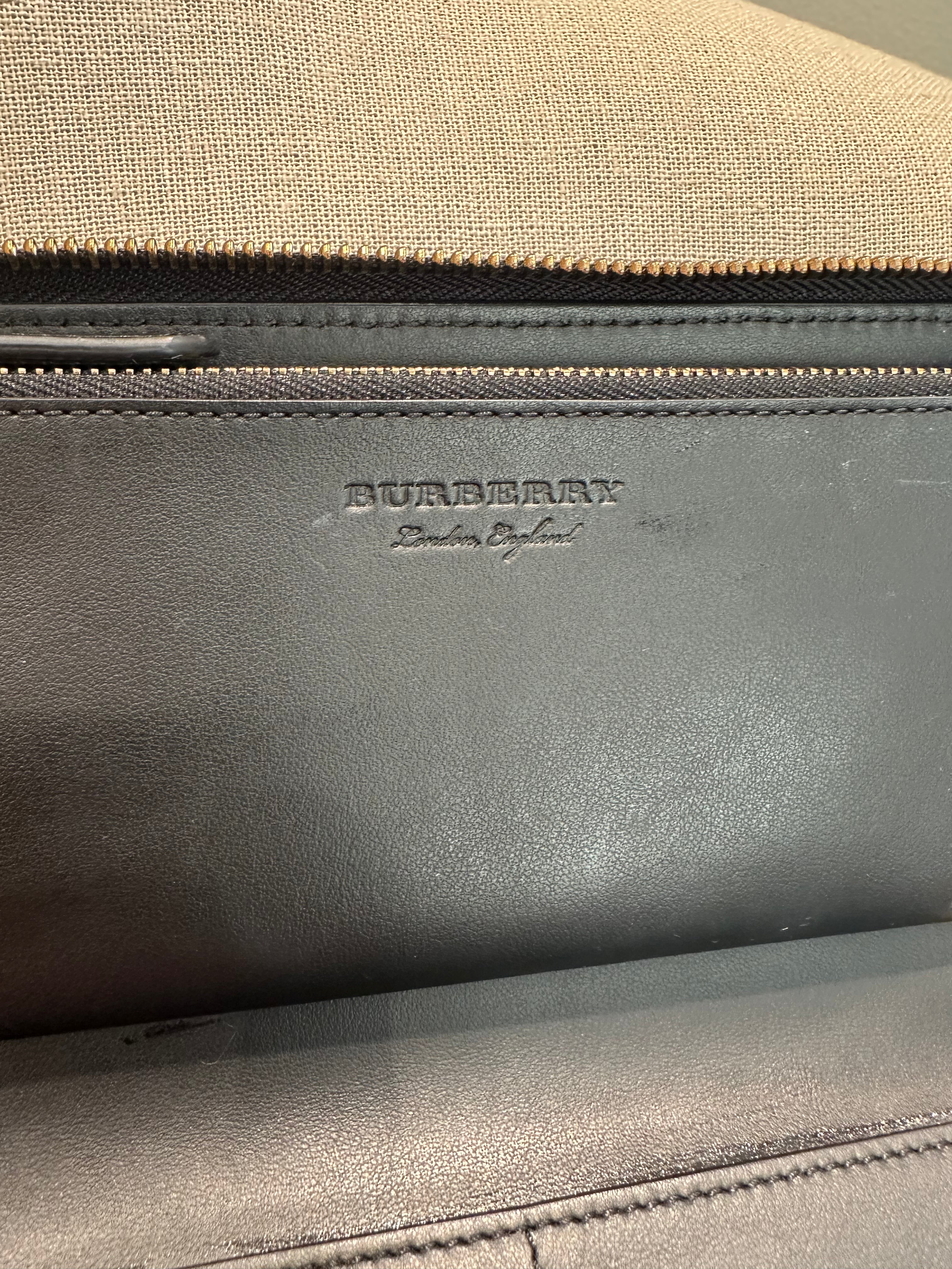 Burberry Purse