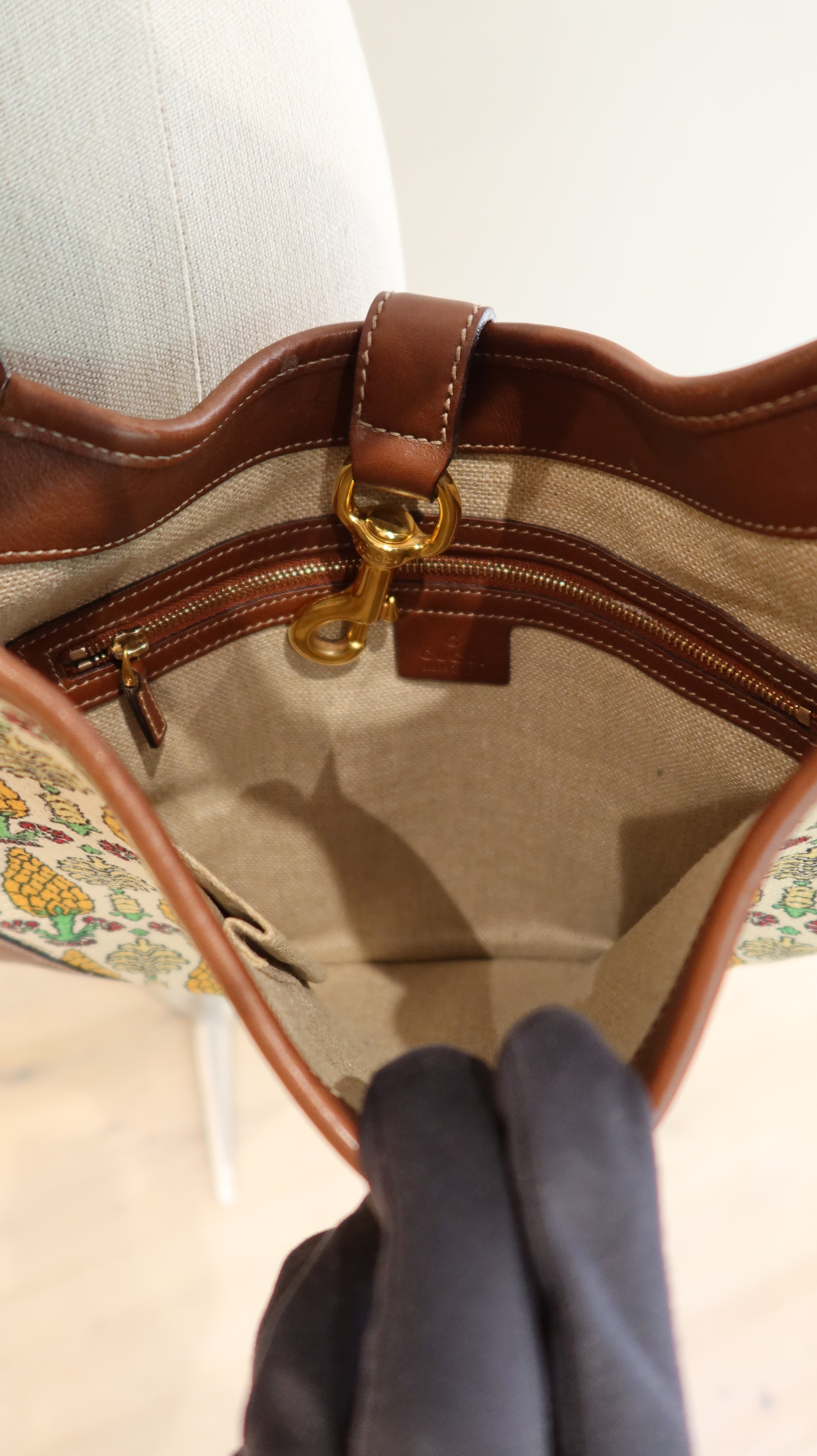 Gucci Pigna Pineapple Jackie Bag