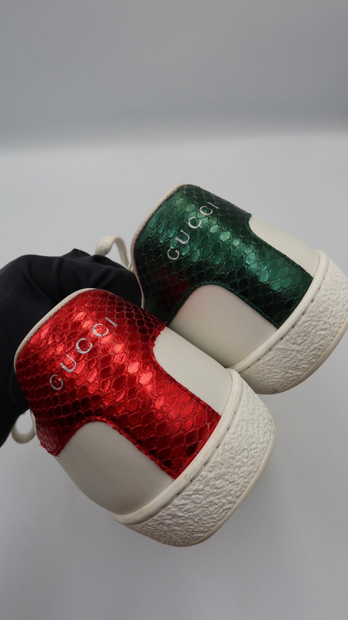 Gucci Sneakers (EU39)