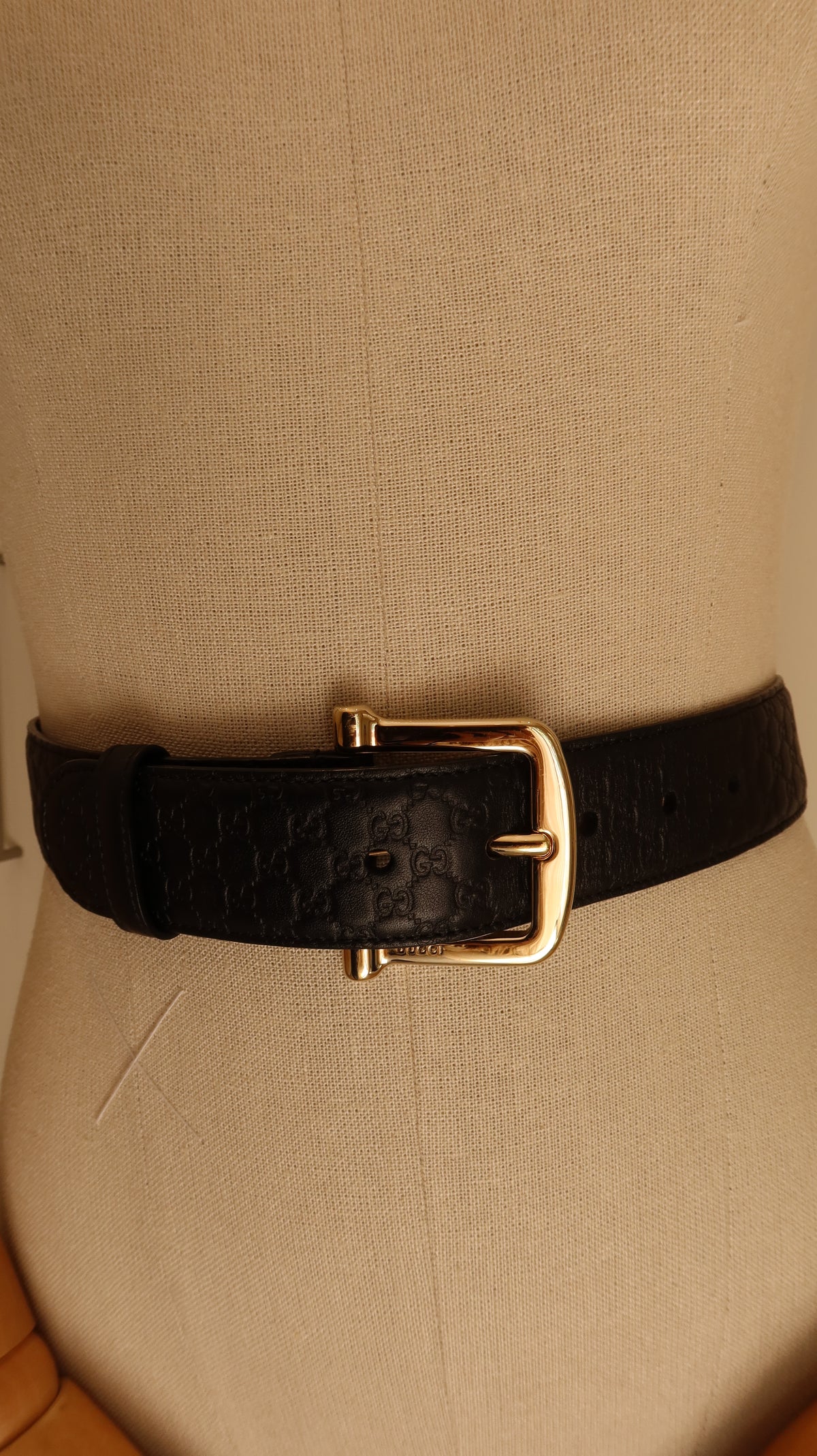 Gucci Belt (75/30)