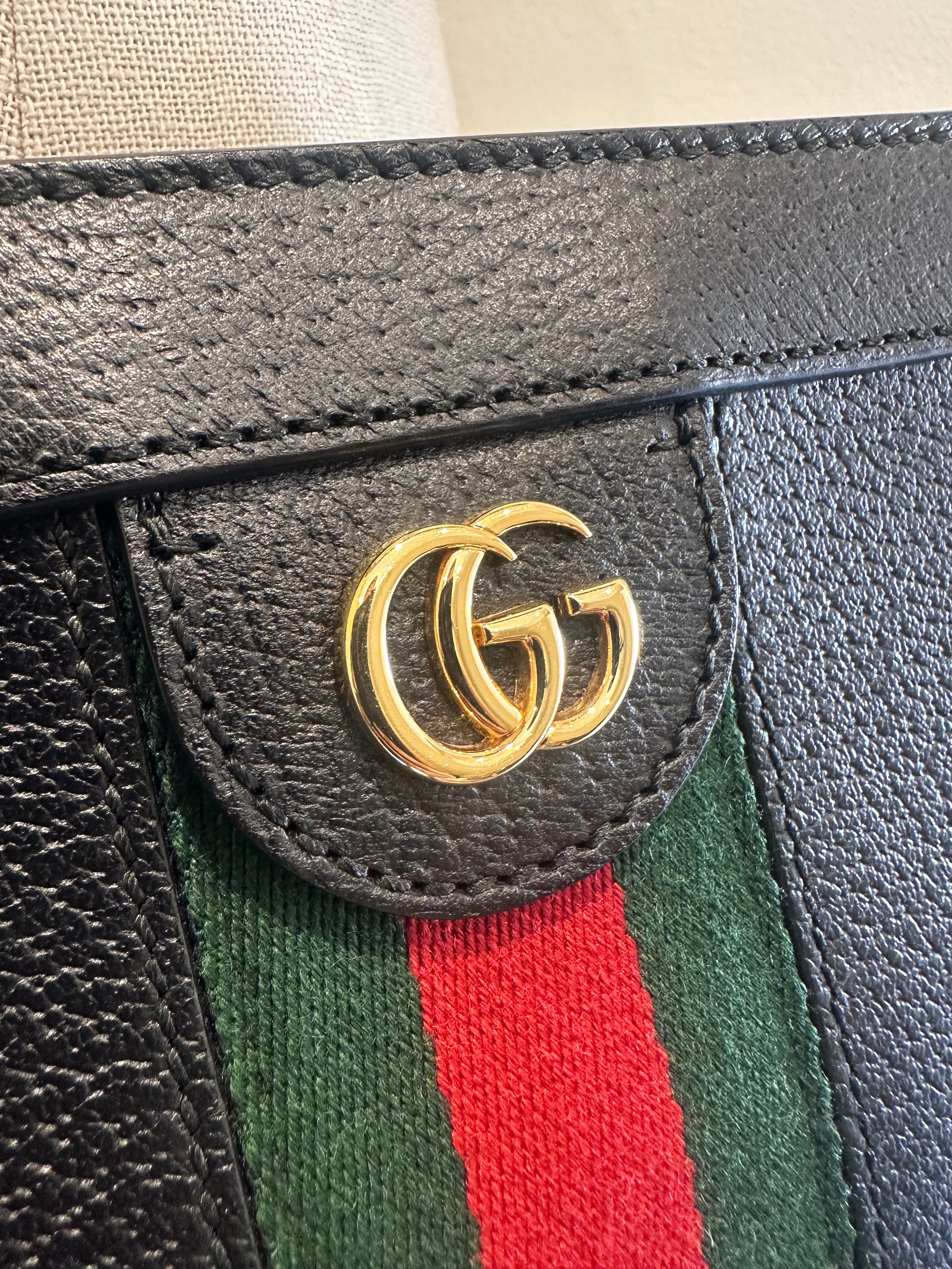 Gucci Ophidia GG Shoulder Bag