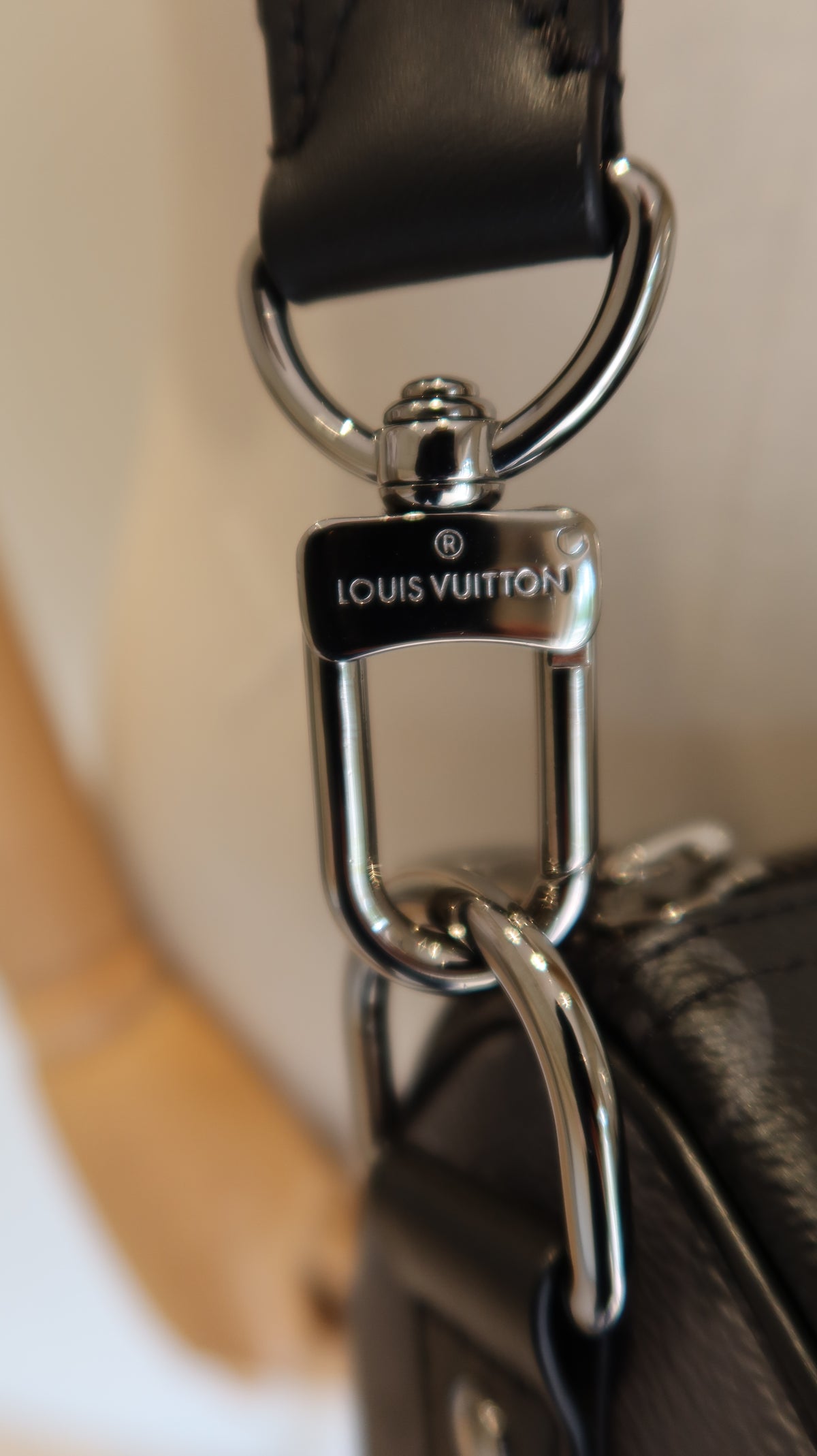 Louis Vuitton Keepall Bandoulière 25