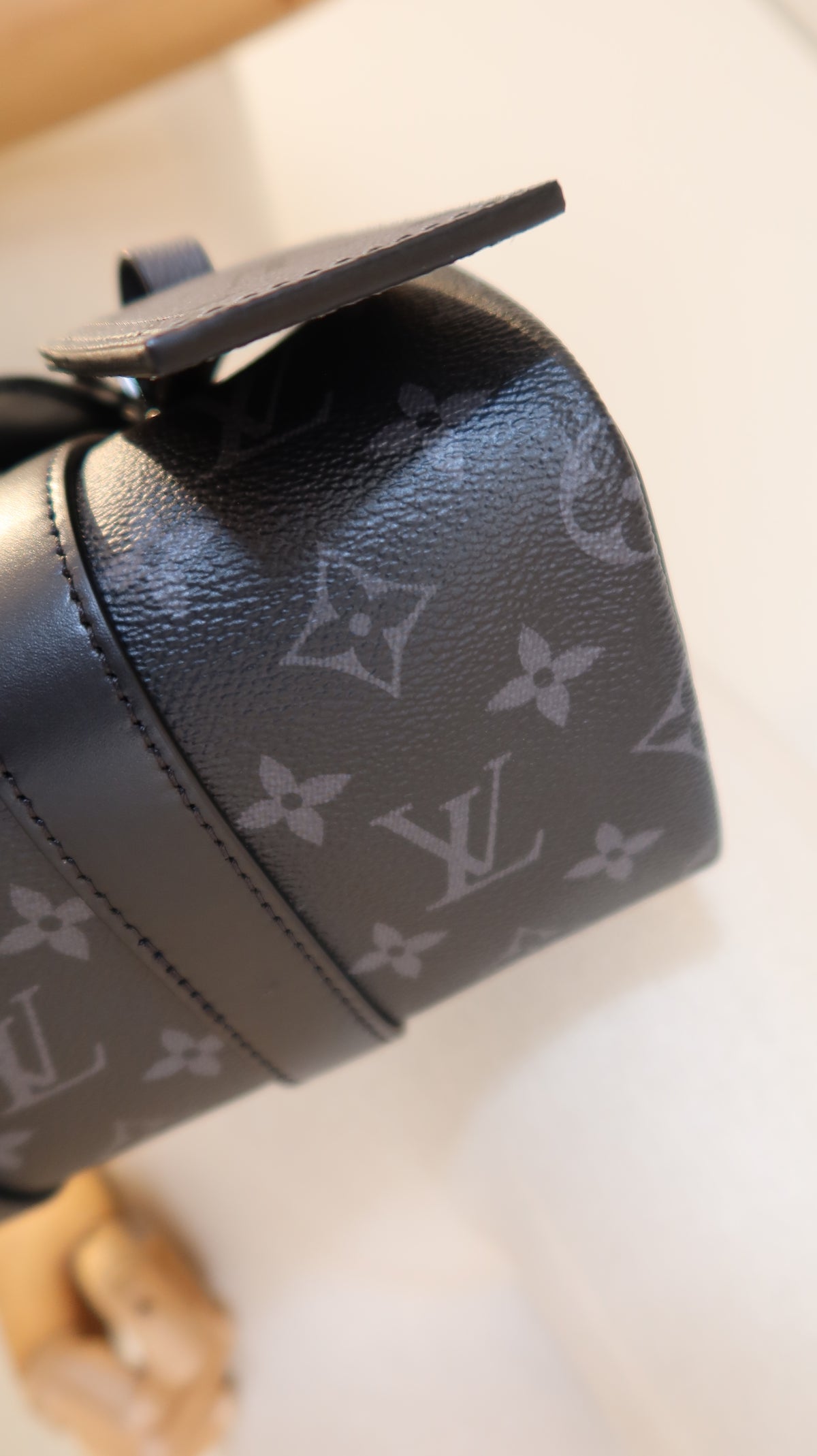 Louis Vuitton Keepall Bandoulière 25