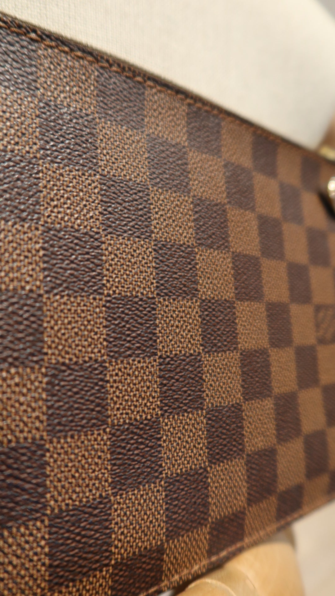 Louis Vuitton Neverfull Pochette
